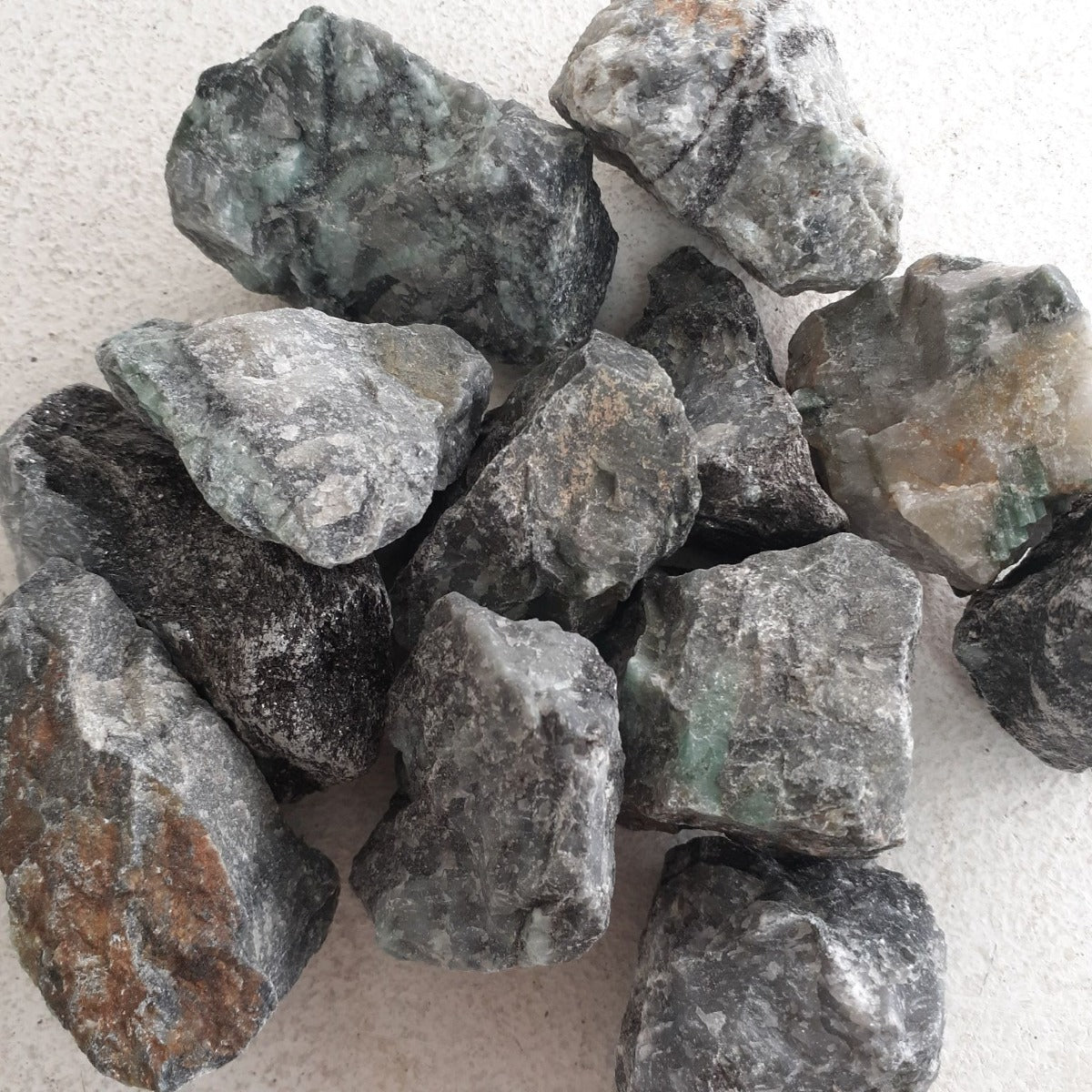 Emerald Rough 1KG