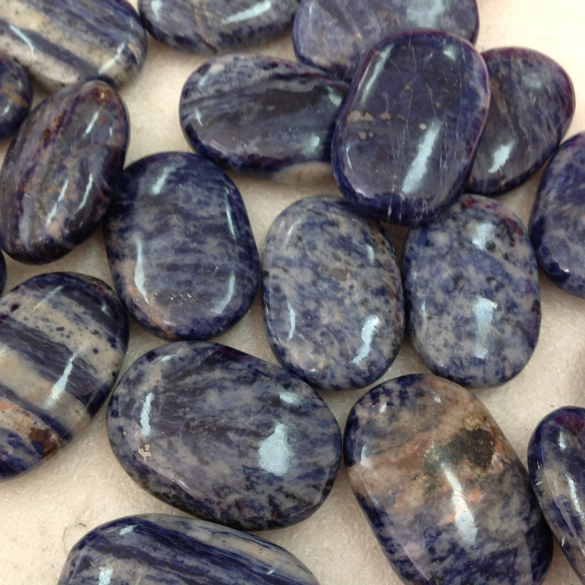 Sodalite Palm Stone 5cm
