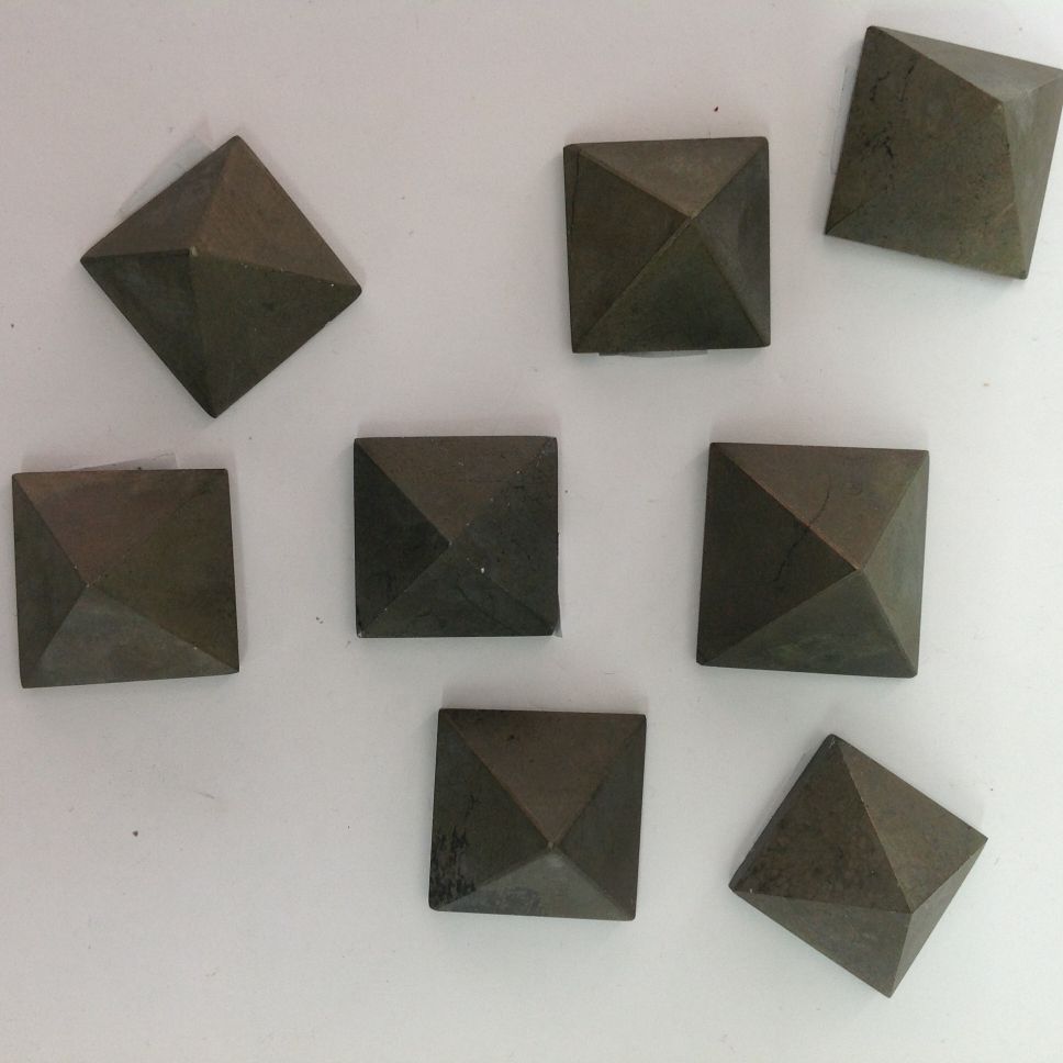 Pyrite - Mini Pyramid - 2cm