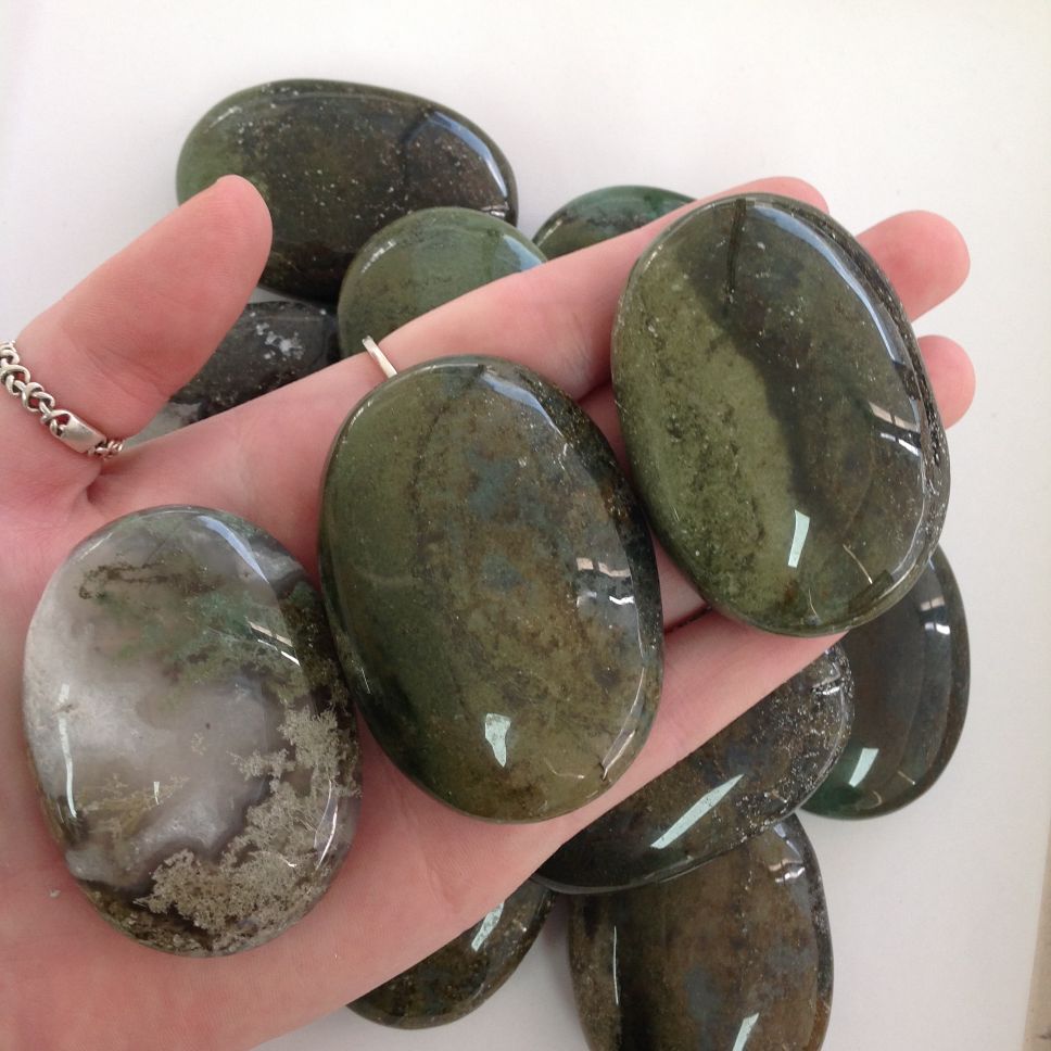 Palm Stone - Moss Agate 6cm