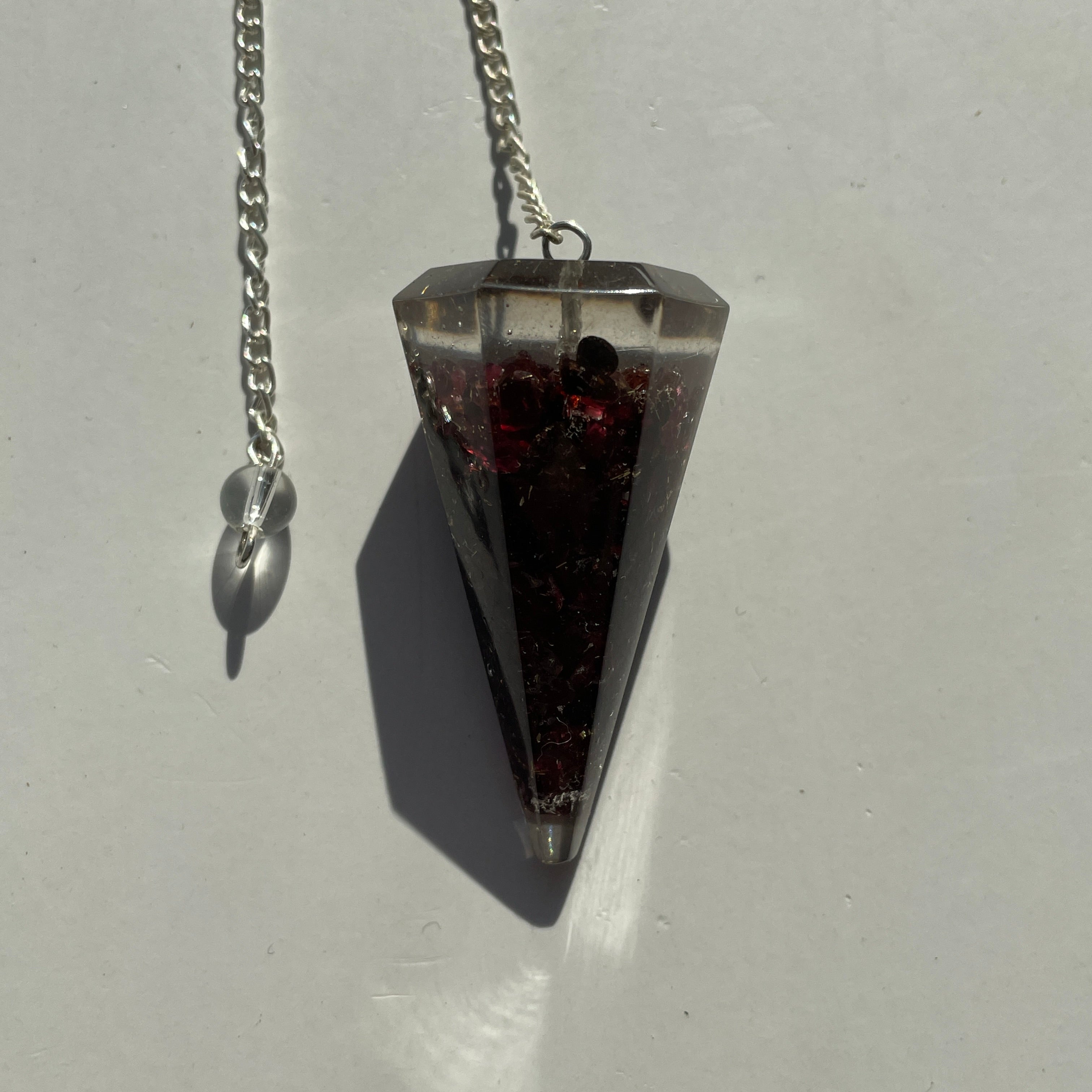 Orgonite Faceted Pendulum - Garnet