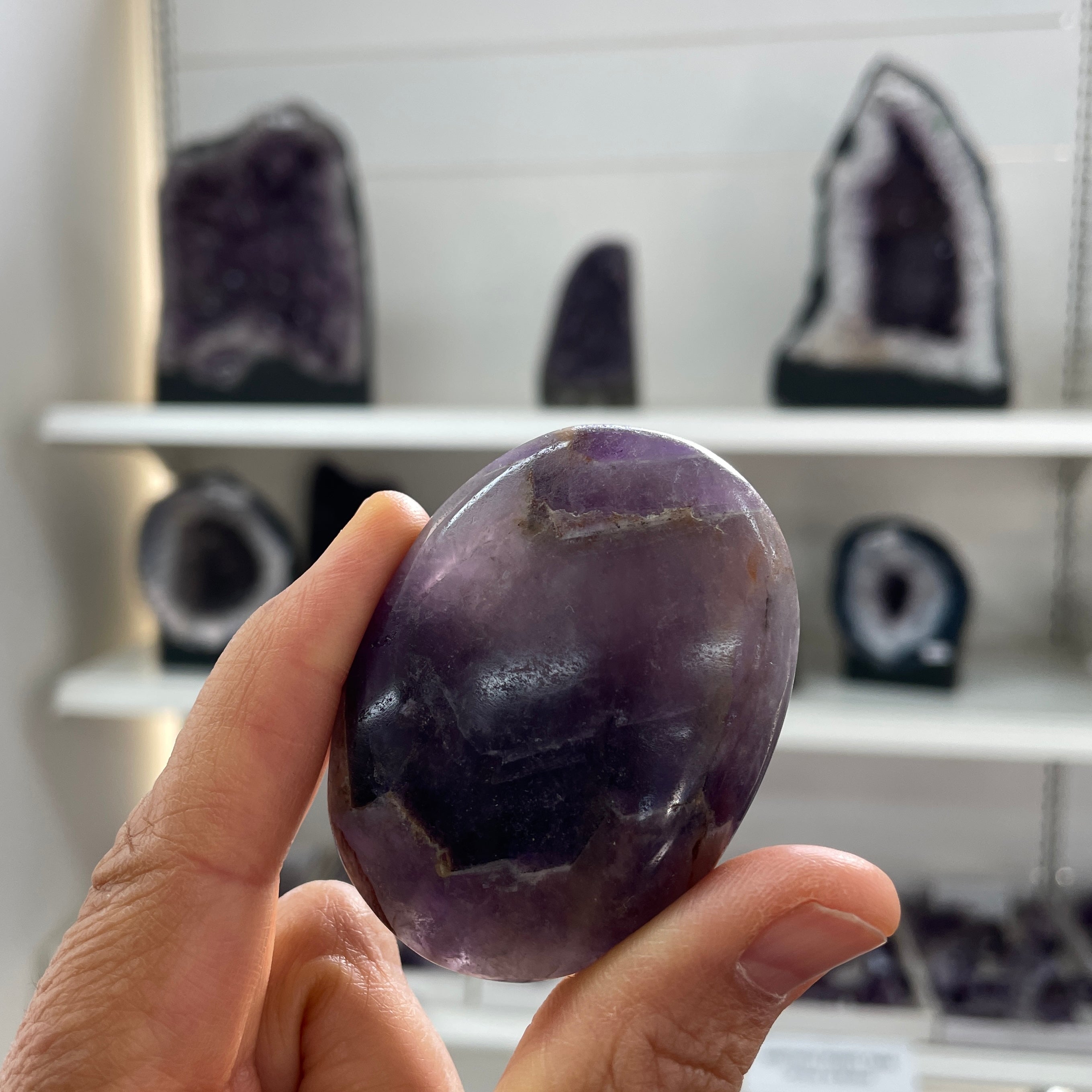 Amethyst Palm Stone - 6cm