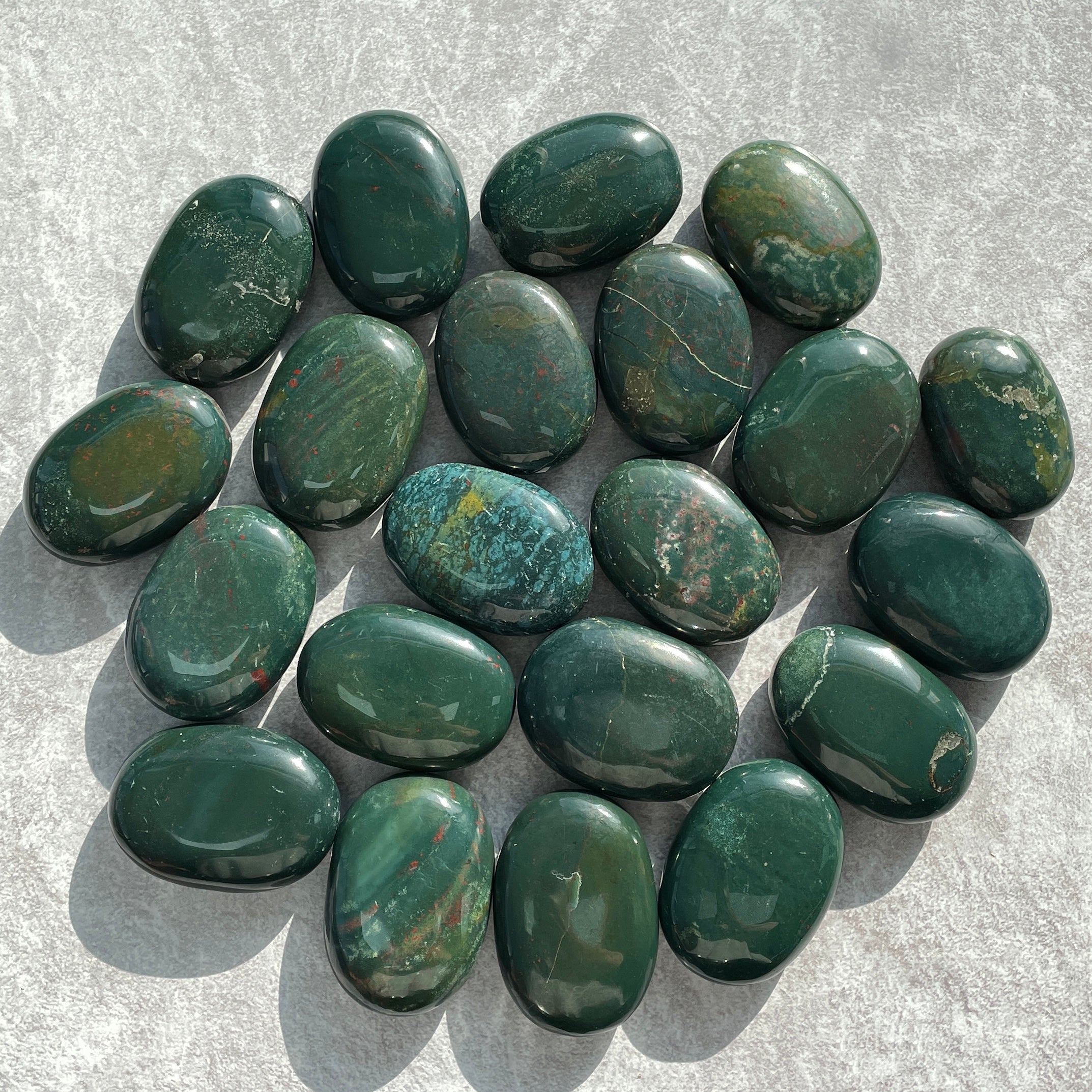 Bloodstone Palm Stone - 6cm