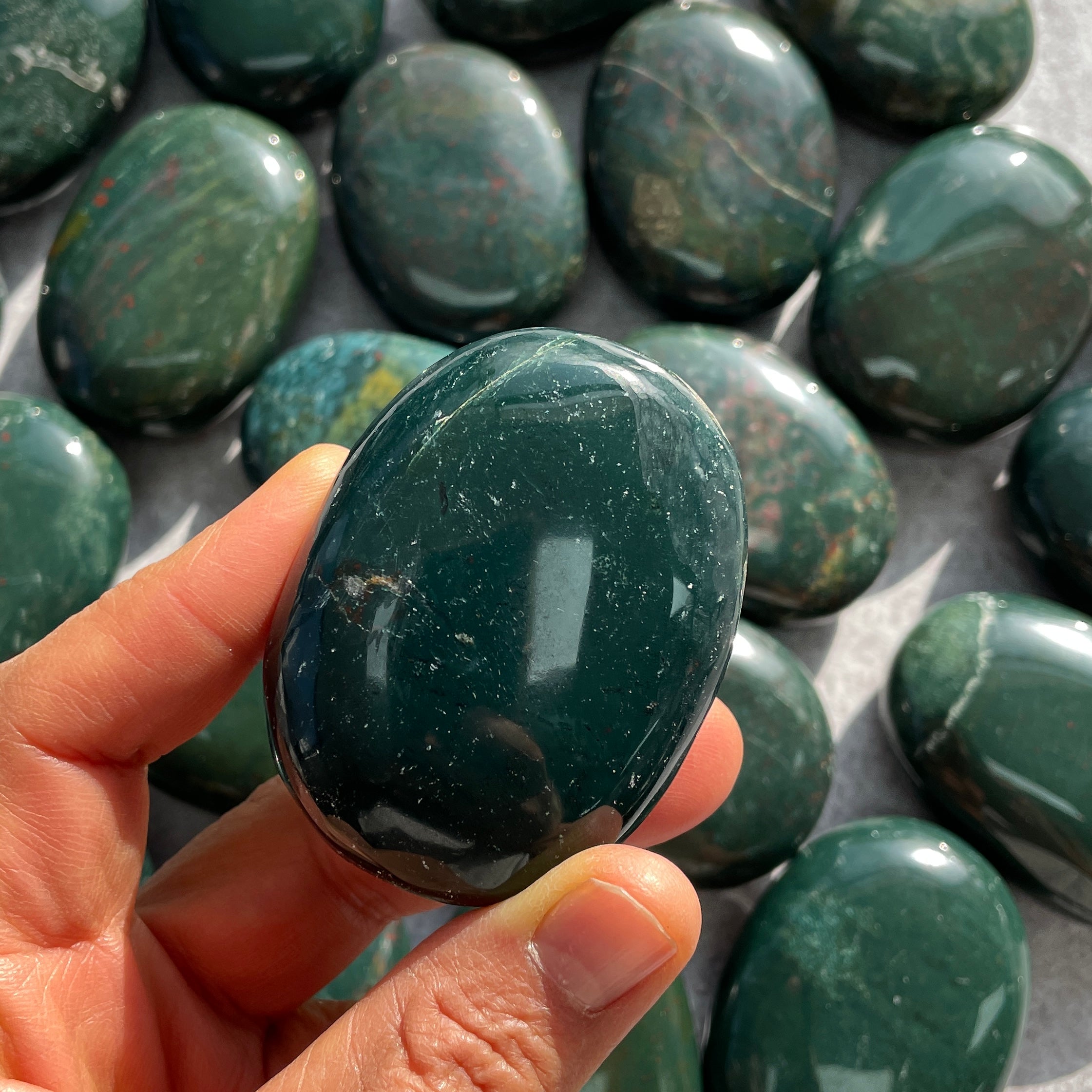 Bloodstone Palm Stone - 6cm