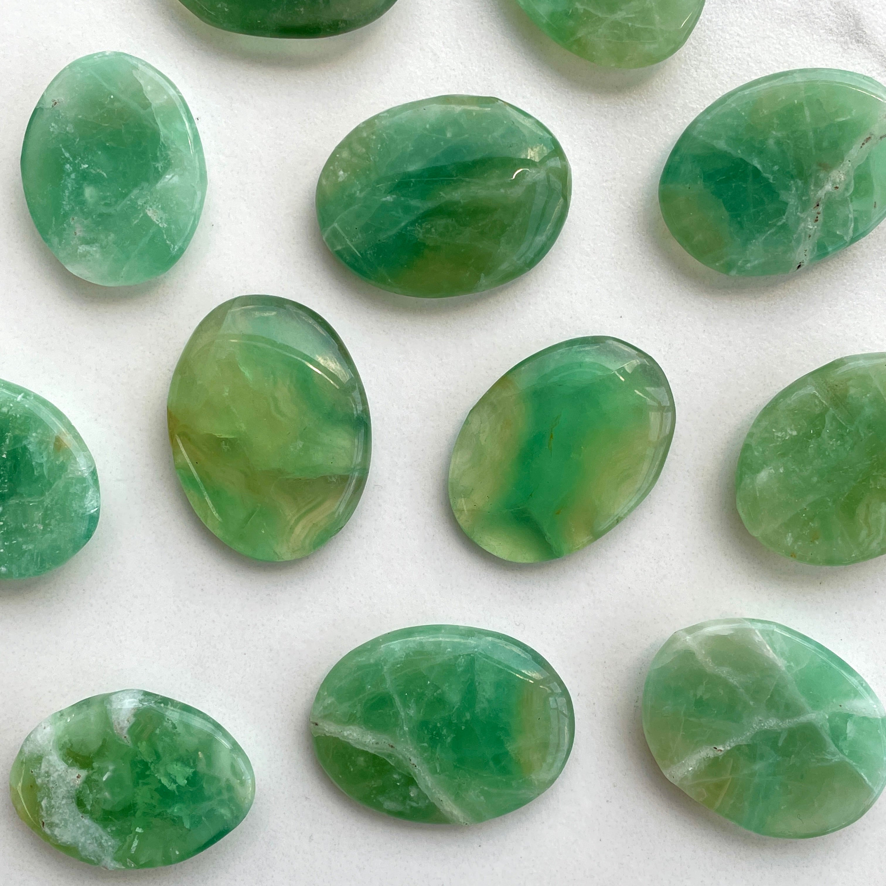 Fluorite Palmstone (IN)