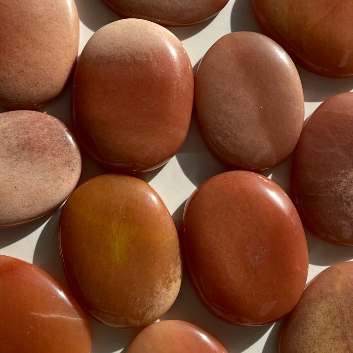 Red Aventurine - Small Palm Stone (IN)