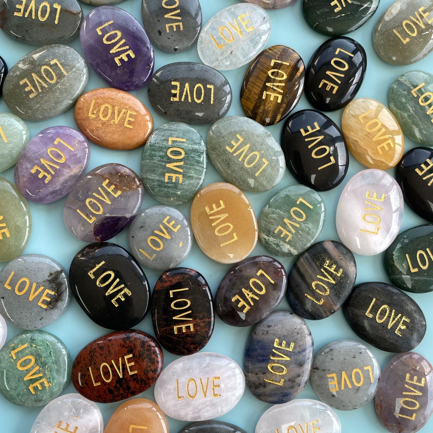 Word Palmstone - Love - 1pc