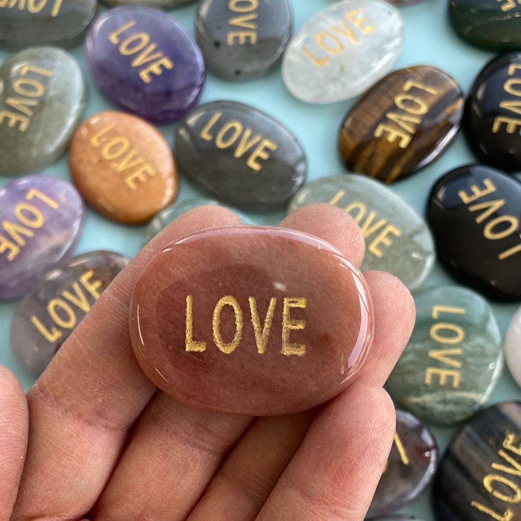 Word Palmstone - Love - 1pc