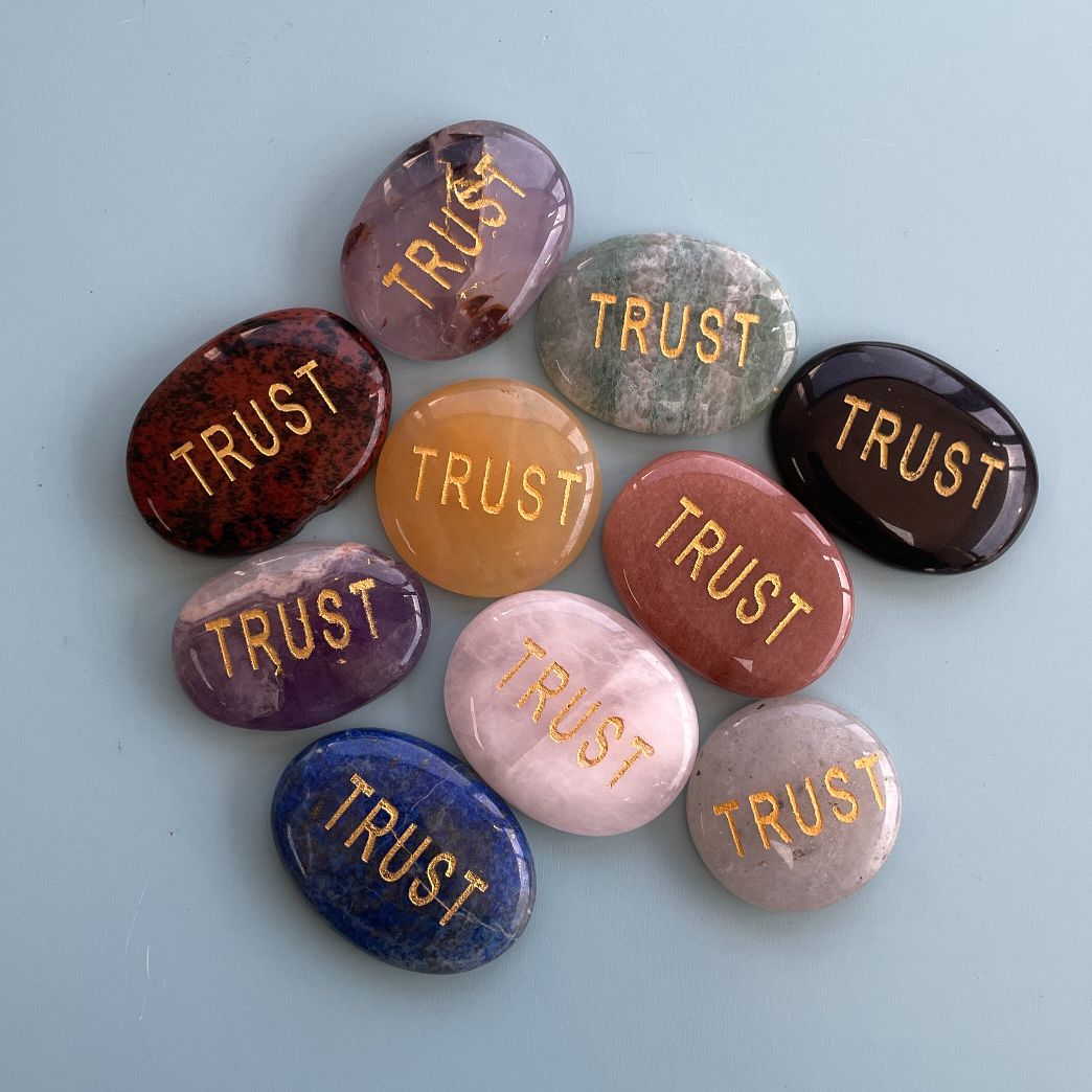 Word Palmstone - Trust - 1pc