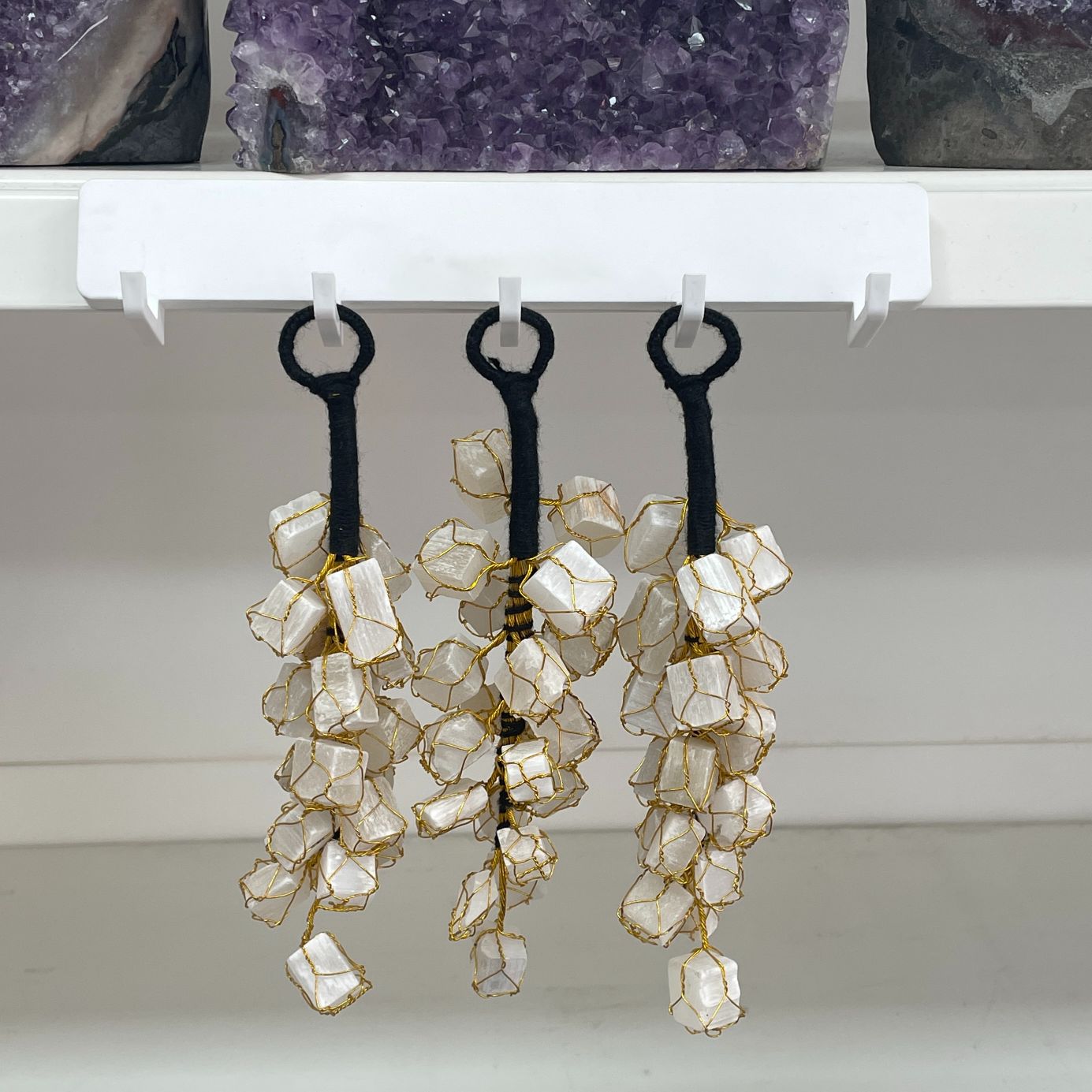 Mini Tumble Hanger - Selenite
