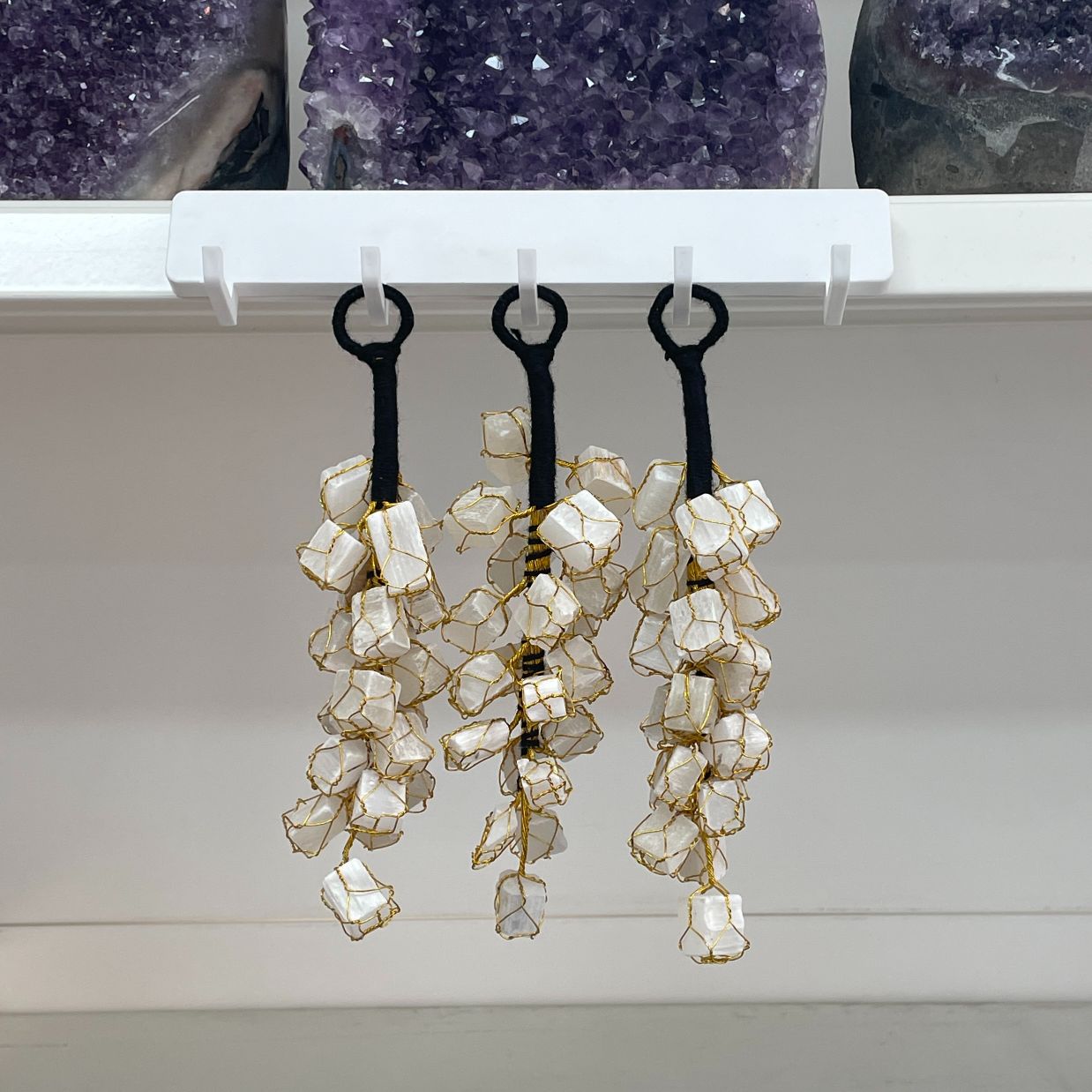 Mini Tumble Hanger - Selenite