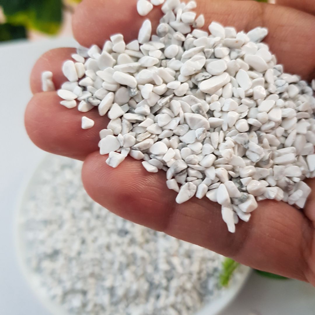 Howlite (White) Chips 200GM