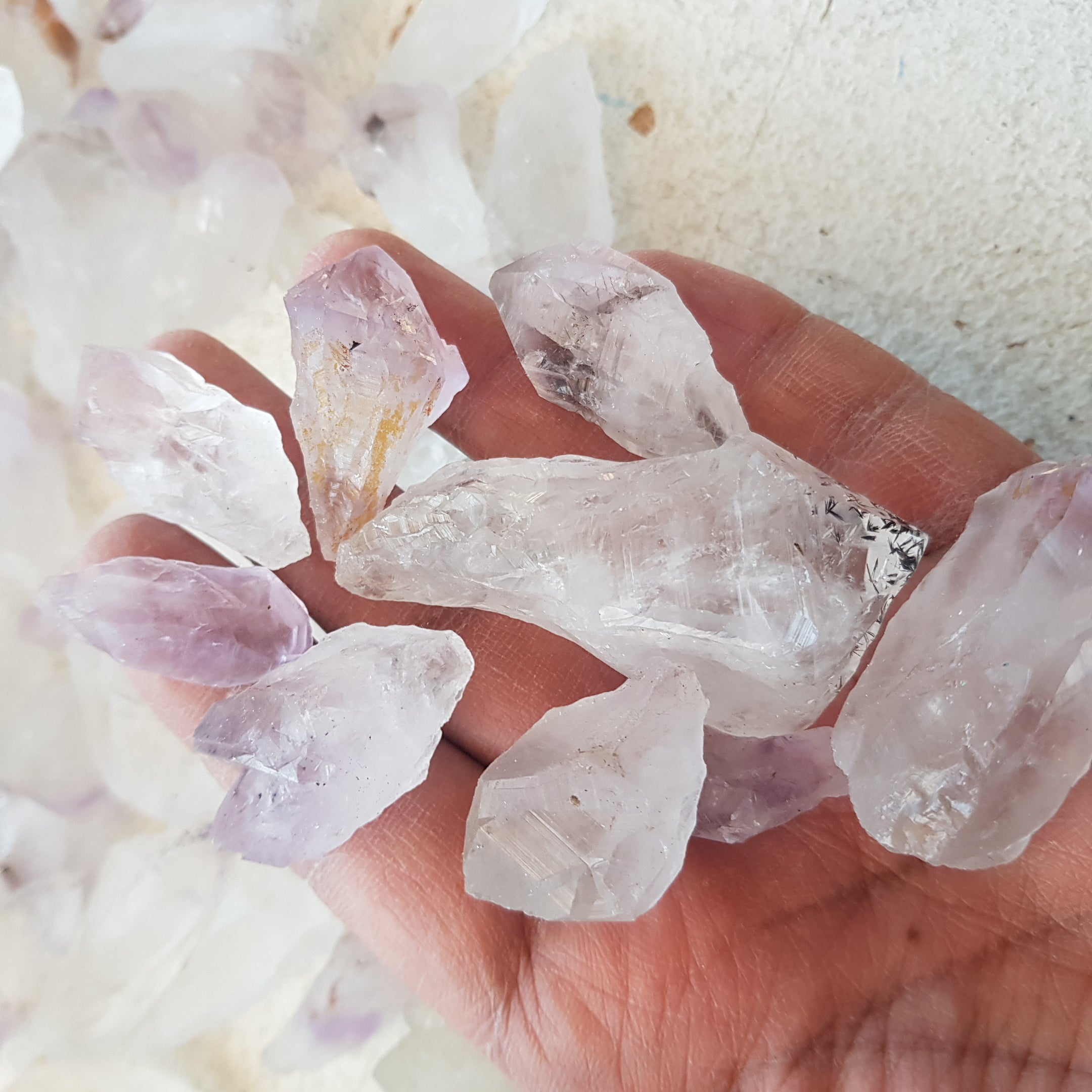 Amethyst Point / Rough (Pale)