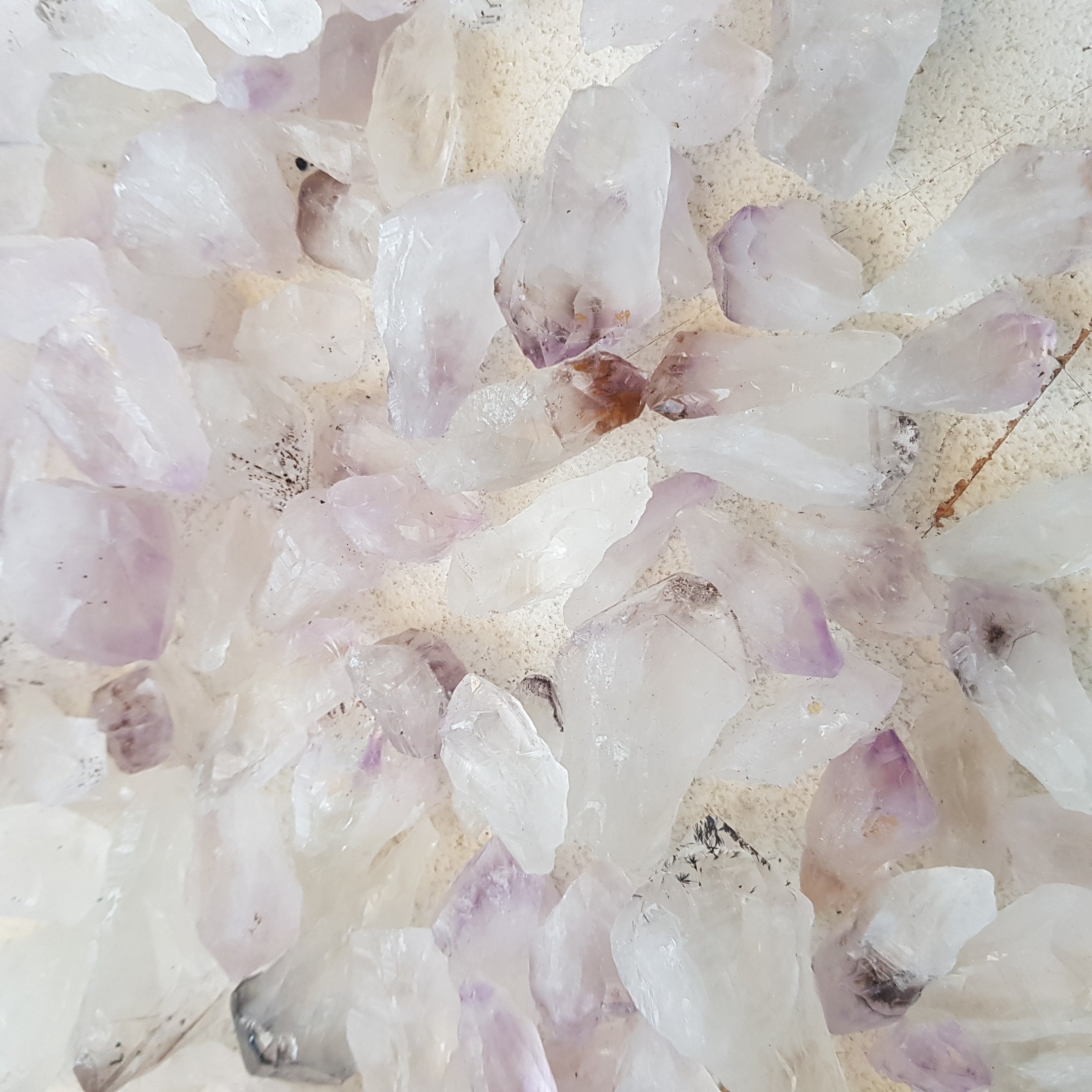 Amethyst Point / Rough (Pale)