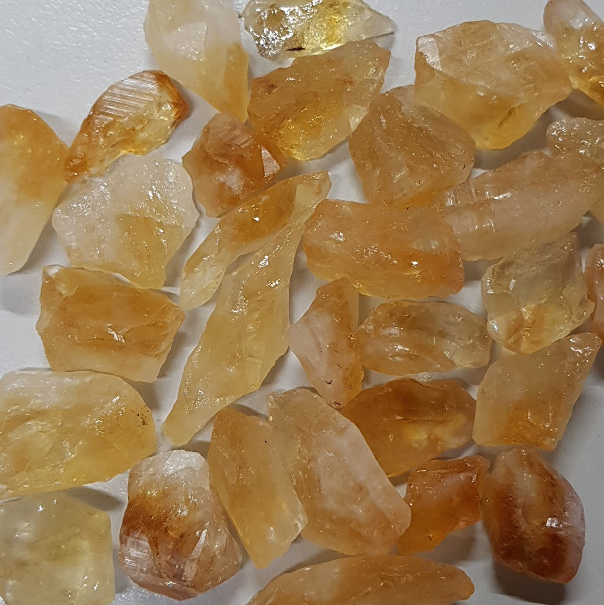 Rough - Citrine-SM *A - 200gms (15-25pc)