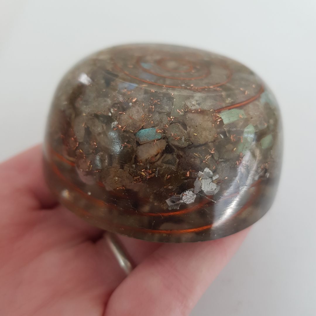 Orgonite Dome - Labradorite