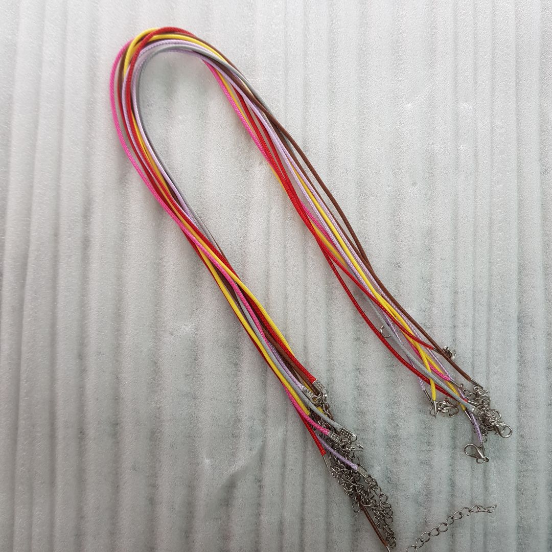Multi-Coloured Necklace - 10pc