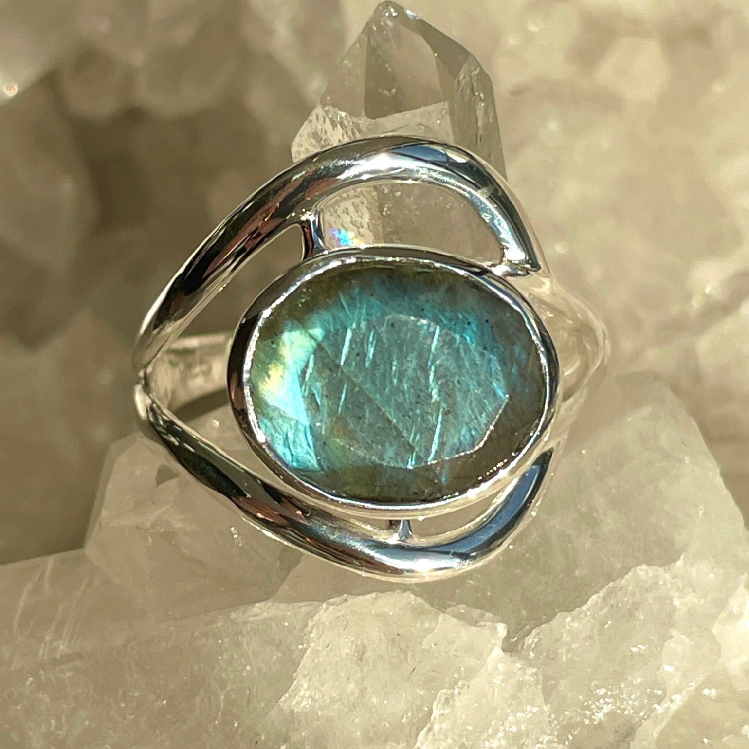 Labradorite Sterling Silver Ring - Sz8 SR1