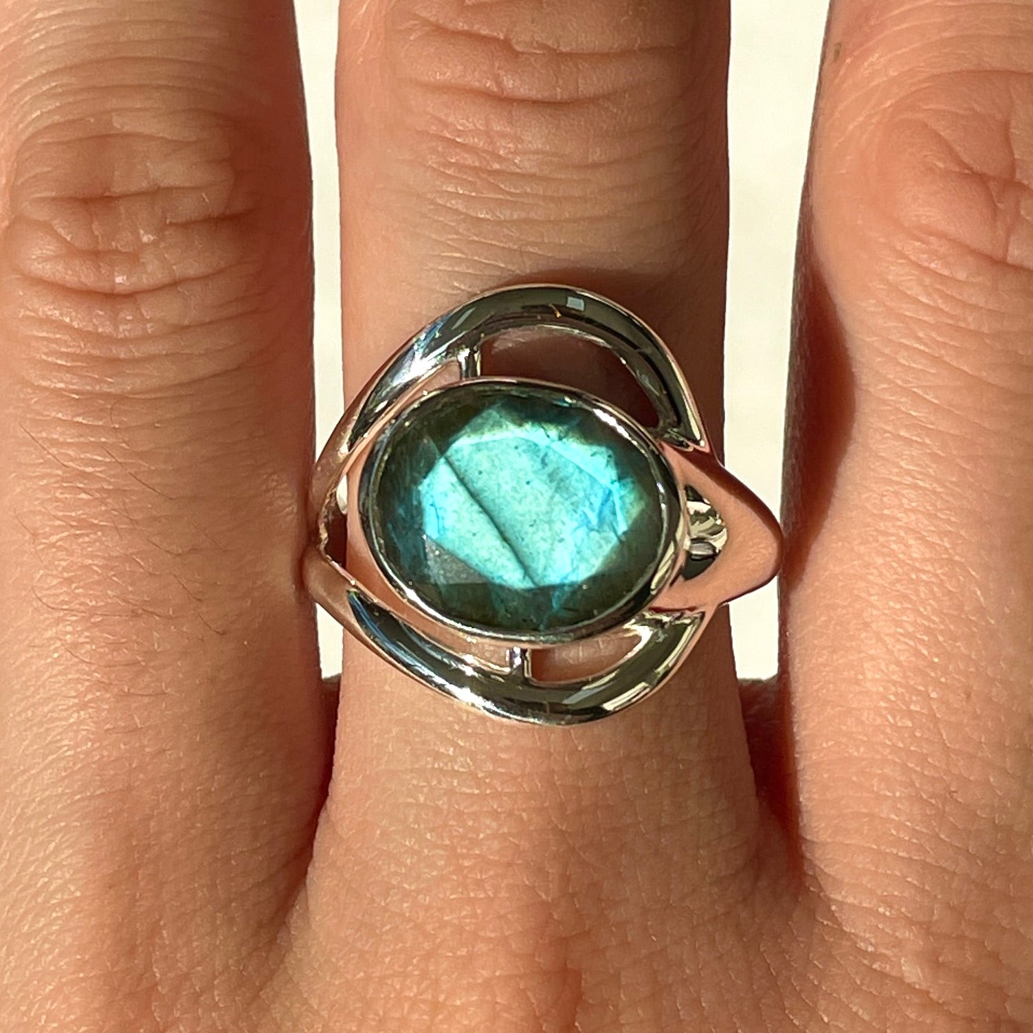 Labradorite Sterling Silver Ring - Sz8 SR1