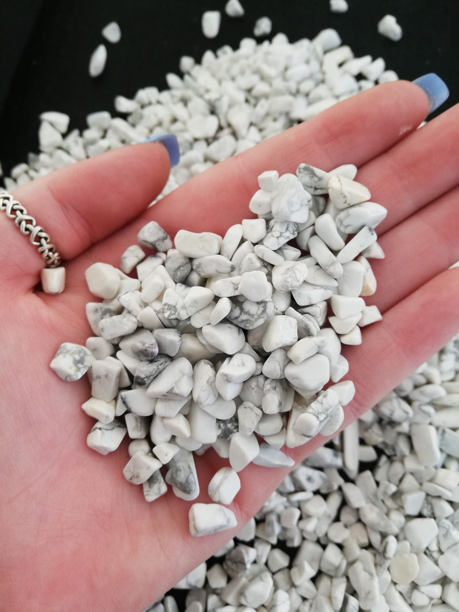 Howlite White Chips - 1 KG