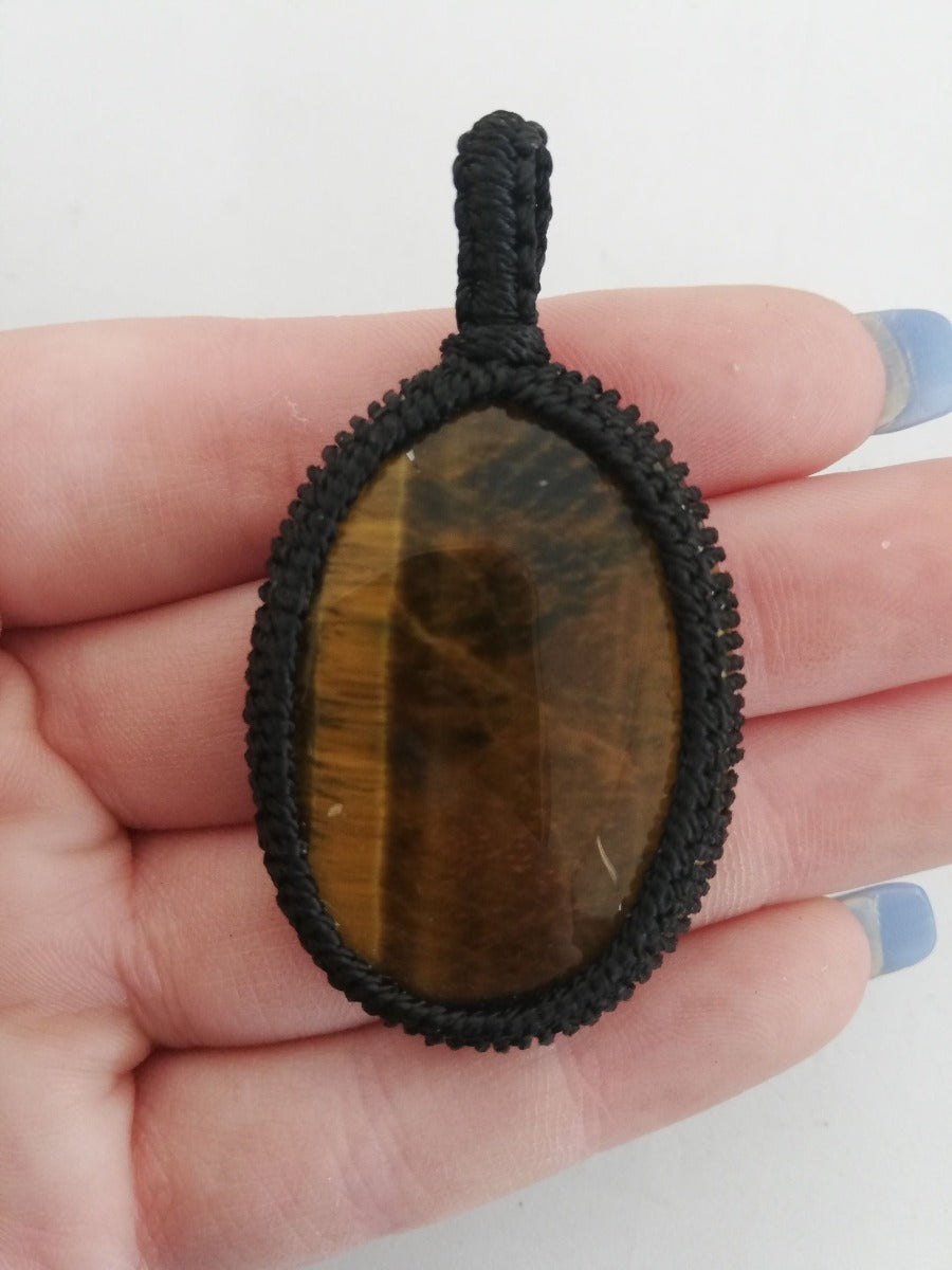 Macrame Pendant - Tigers Eye