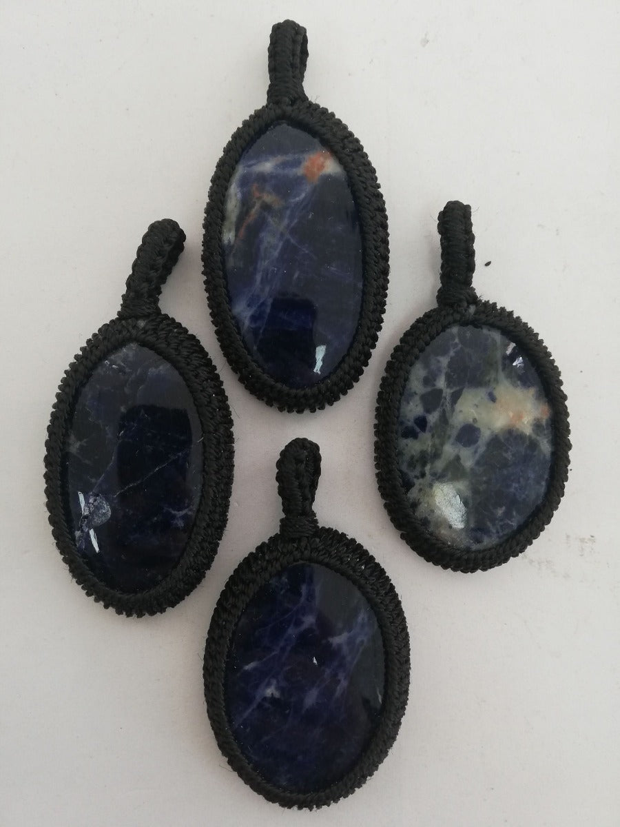 Macrame Pendant - Sodalite
