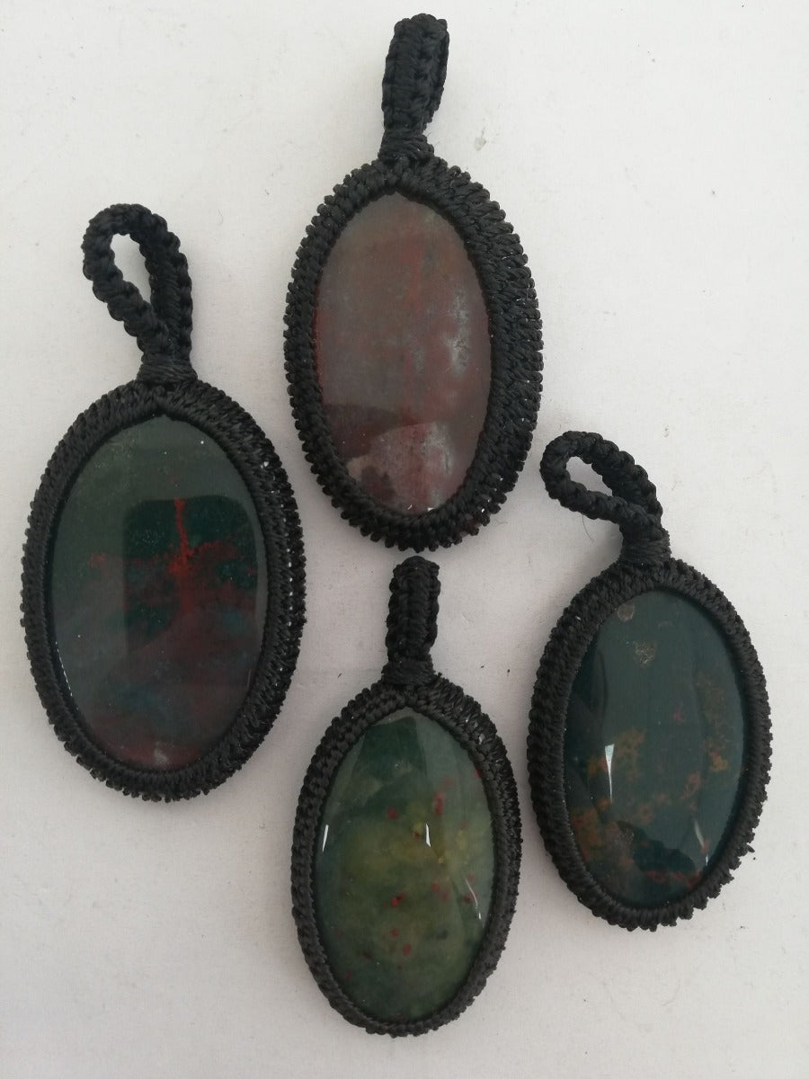 Macrame Pendant - Bloodstone