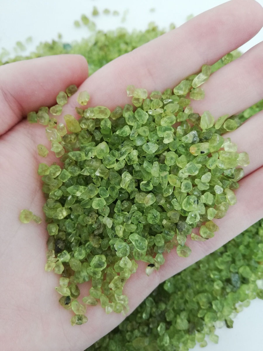 Peridot Chips 1KG (IN)