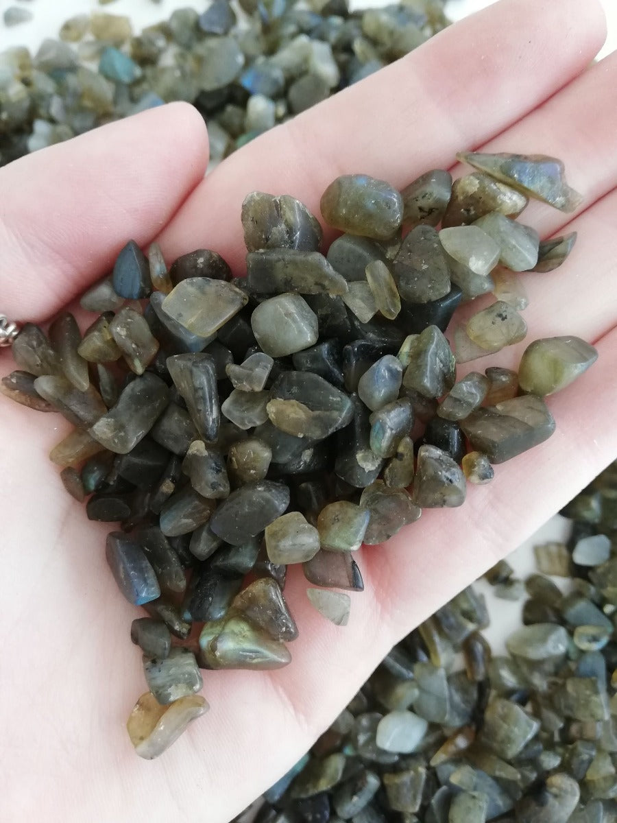 Labradorite Chips 1KG (IN)