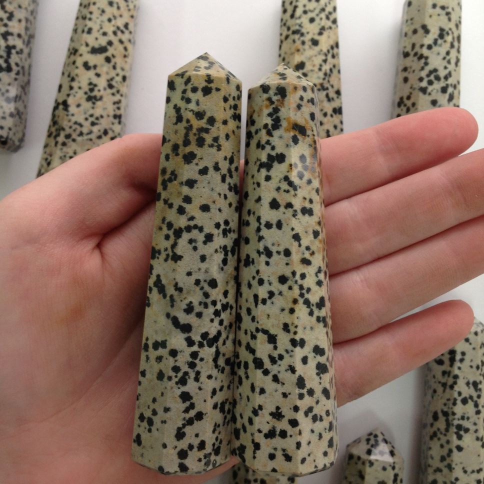 Dalmatian Jasper Generator - 9-10cm