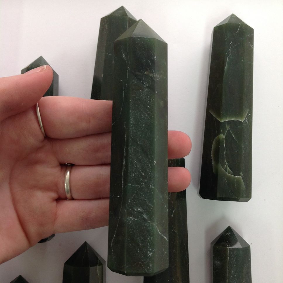 Dark Green Aventurine Generator - 10cm