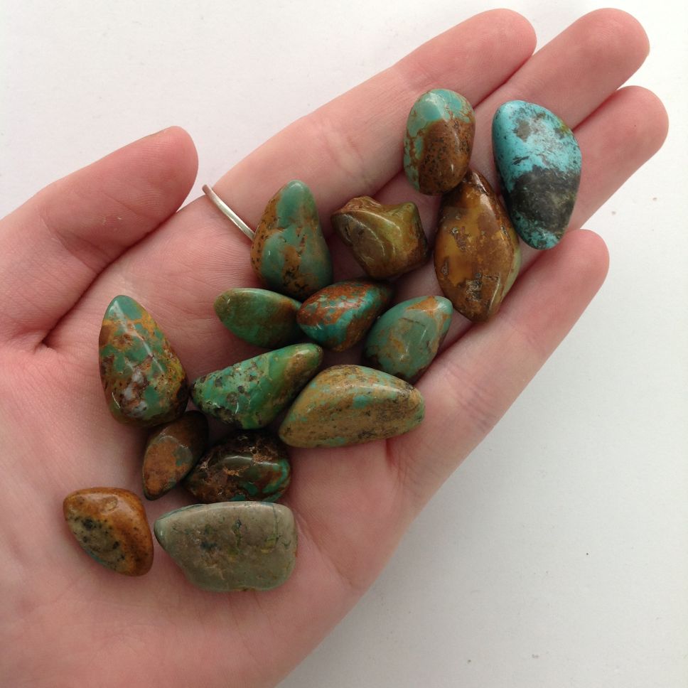 Turquoise (Natural) Tumbled-50gms (12-16 pc)