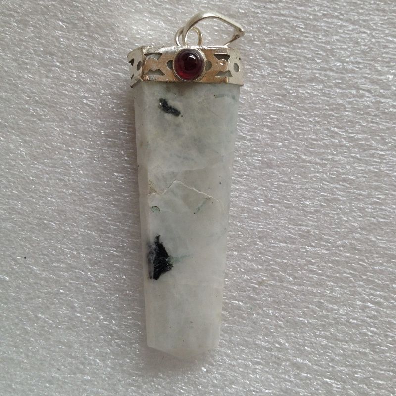 Flat Pendant Rainbow Moonstone with Garnet