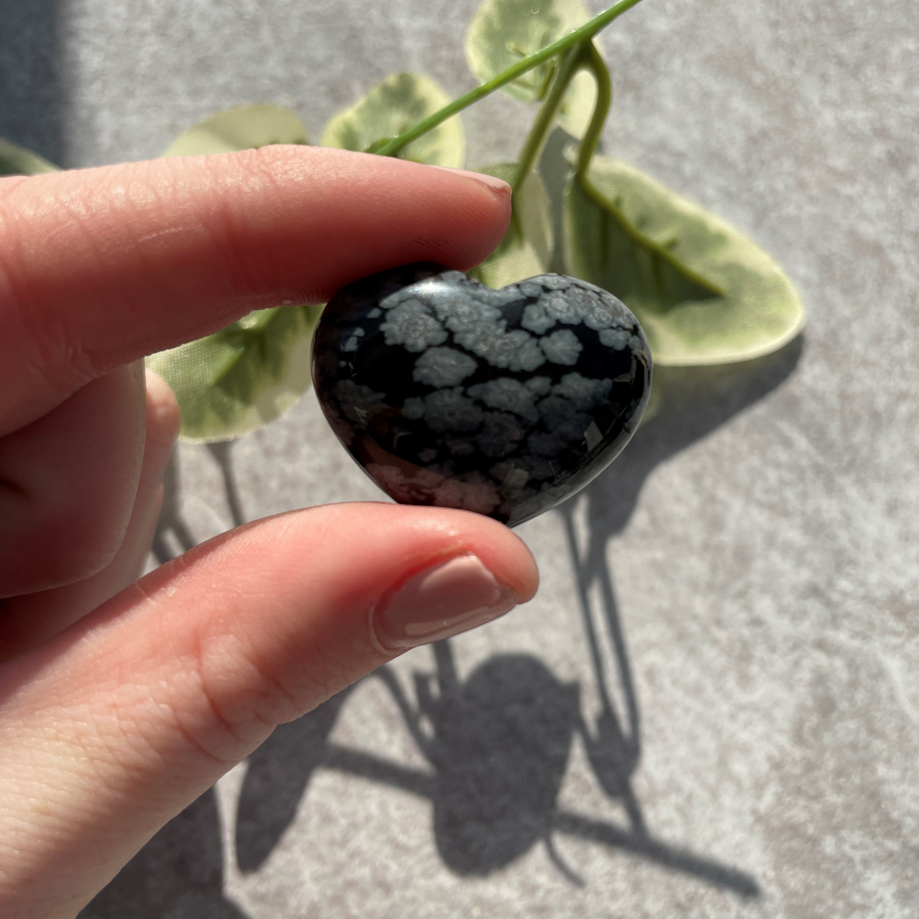 Snowflake Obsidian Heart 3cm