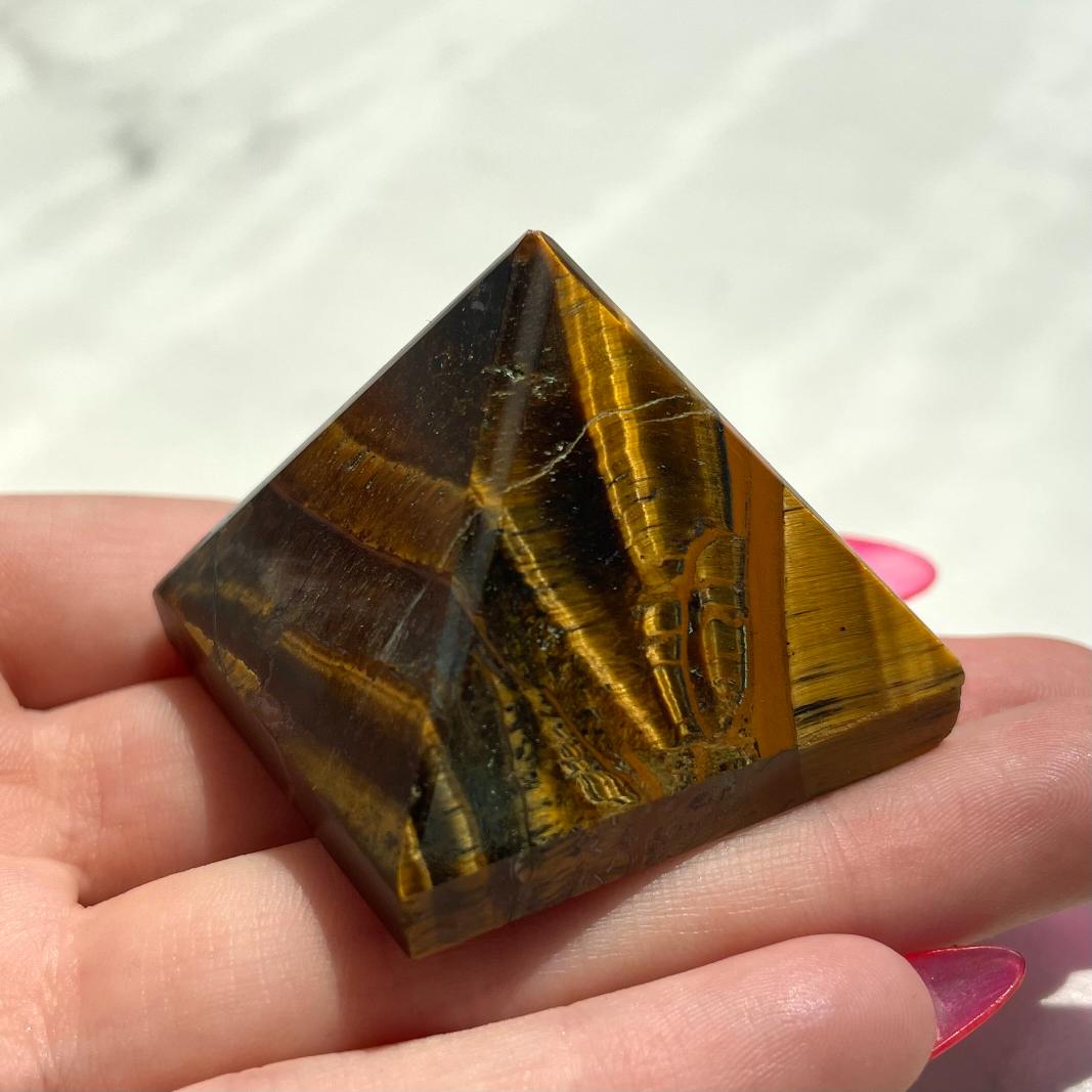 Tigers Eye - Pyramid - 4cm