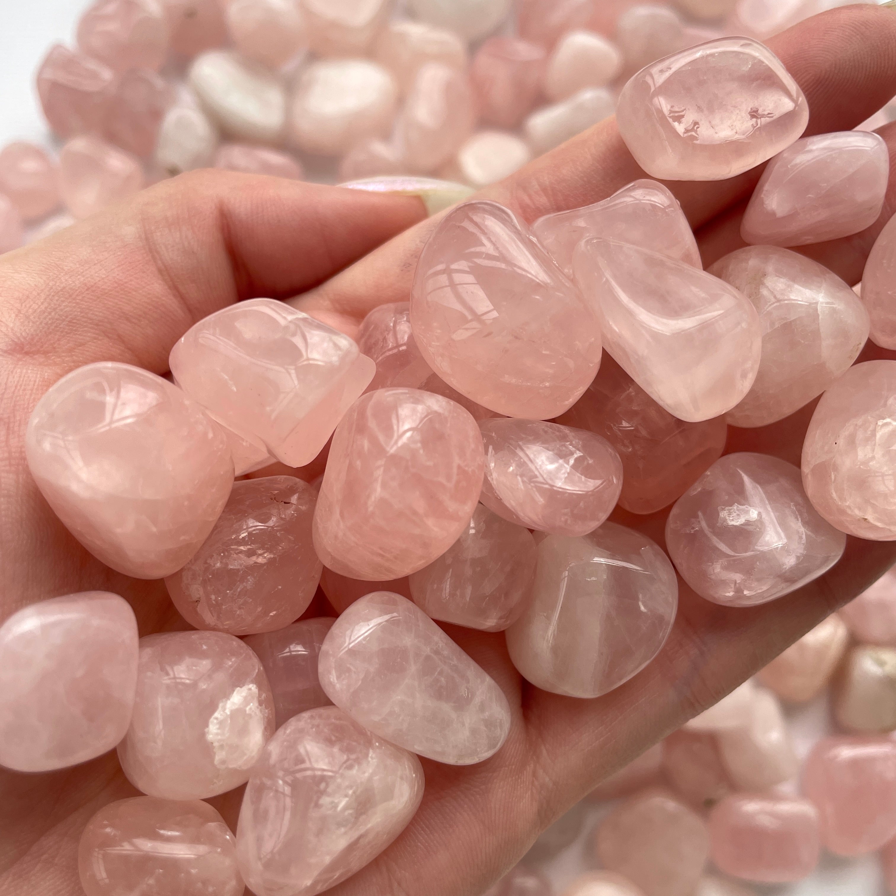 Rose Quartz Tumbled 1KG SM - 'B'