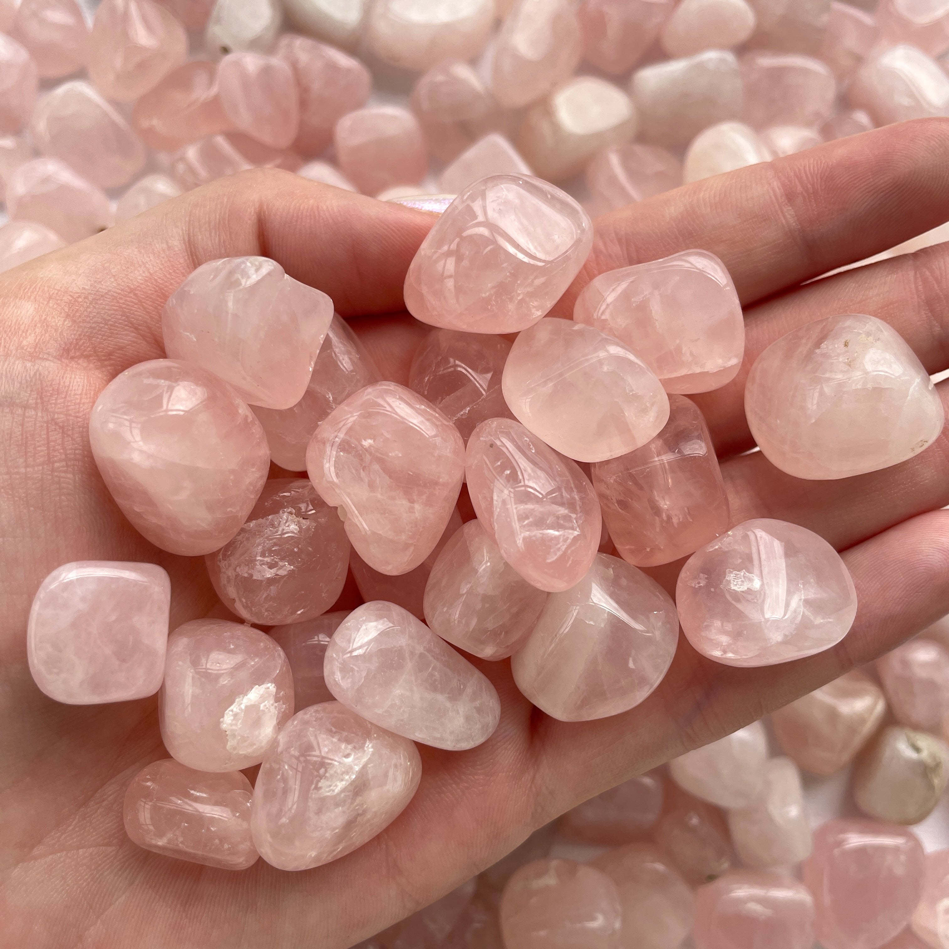 Rose Quartz Tumbled 1KG SM - 'B'