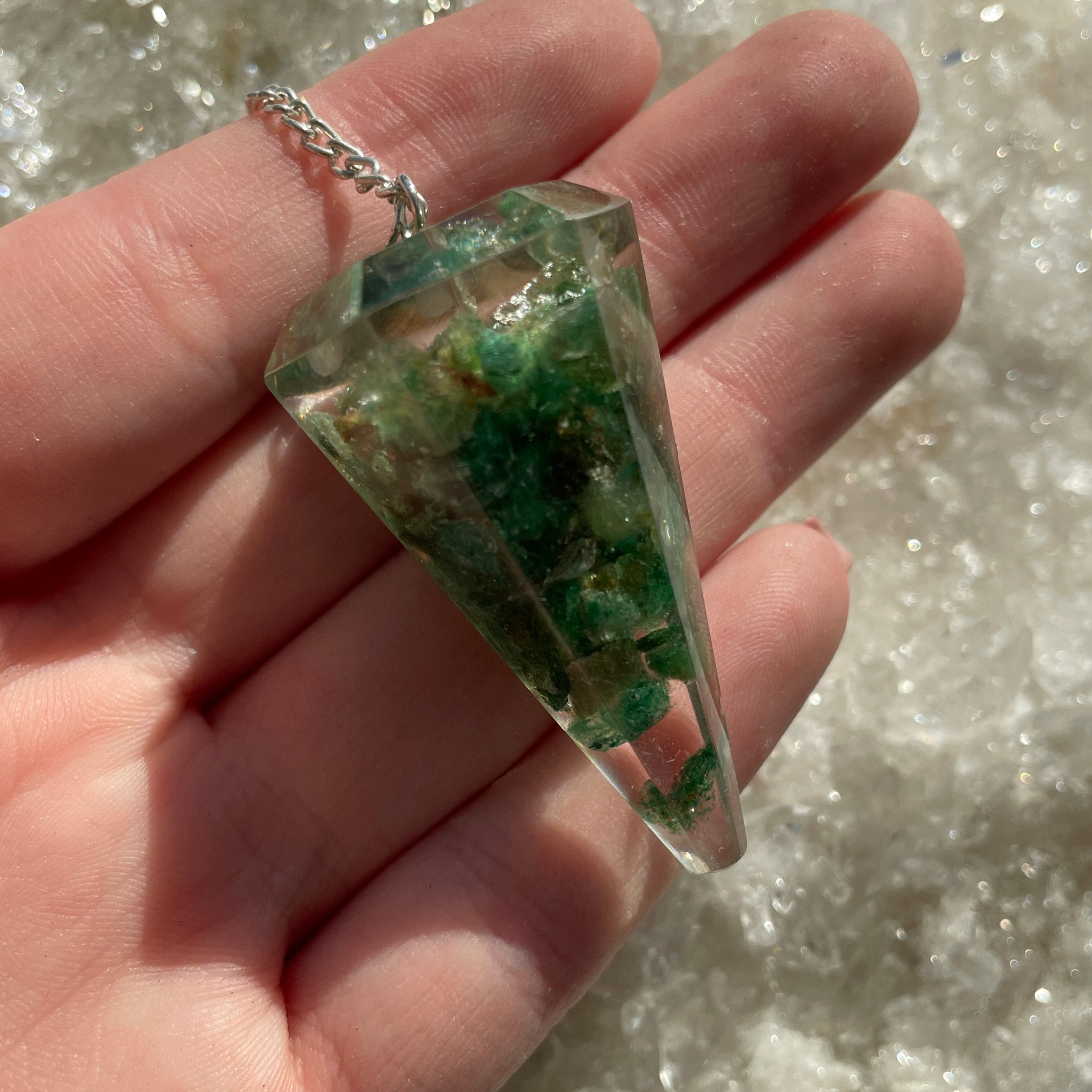 Orgonite Faceted Pendulum - Green Aventurine