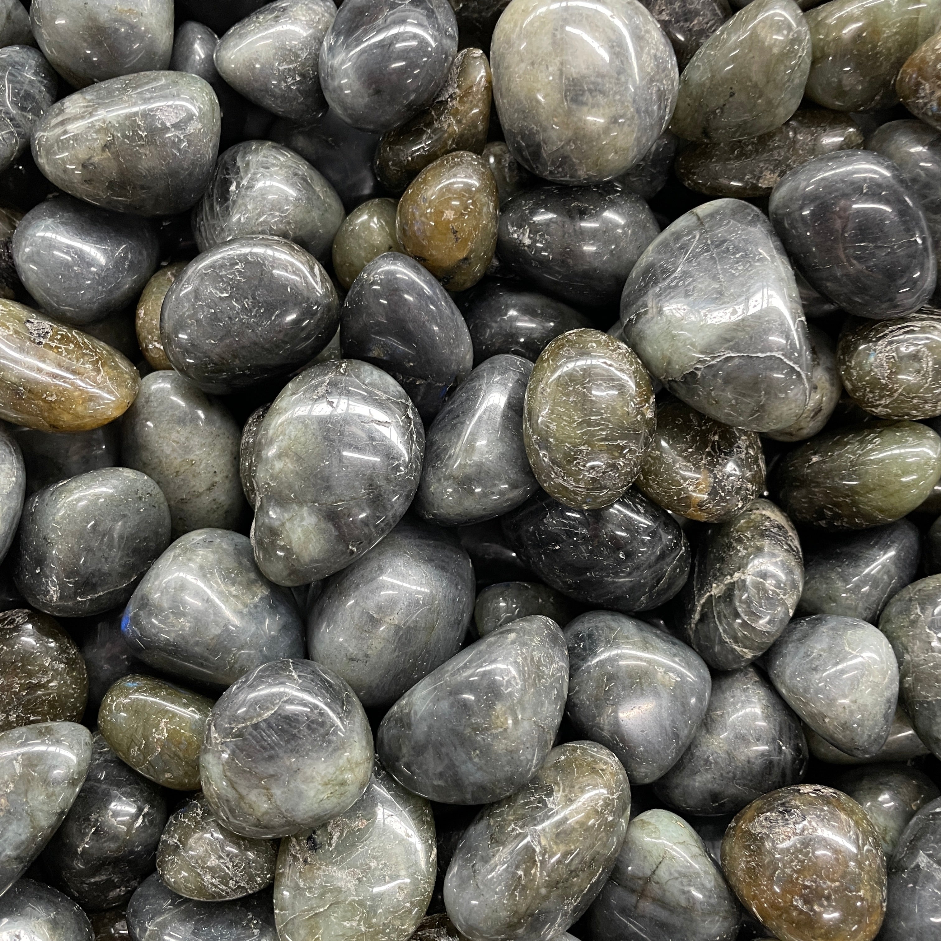 Labradorite - Q1/A - Tumbled - 1 KG