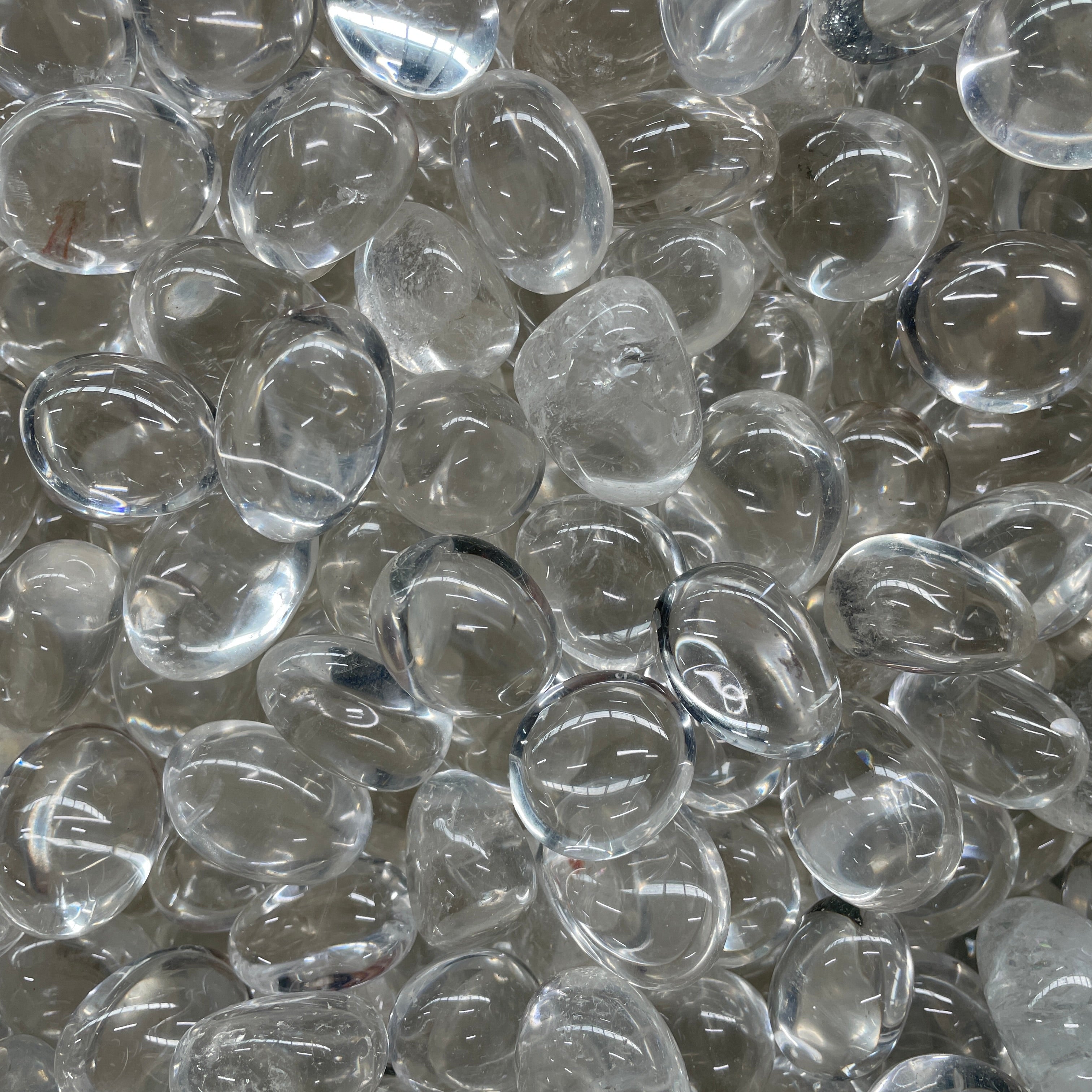 Clear Qtz - Tumbled - Q1/A - 1 KG