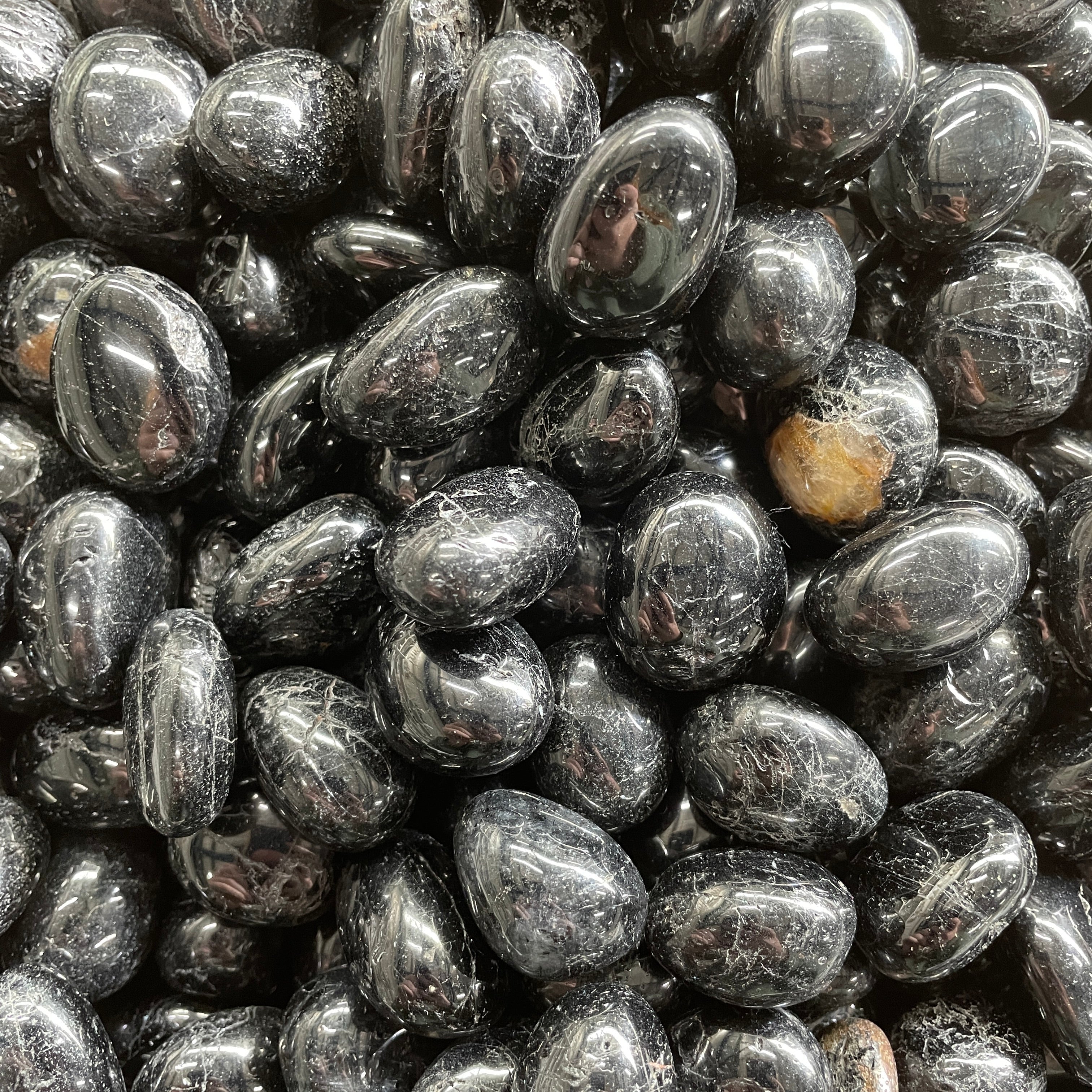 Black Tourmaline - Q1/A - Tumbled - (50 - 70 pcs) 1 KG