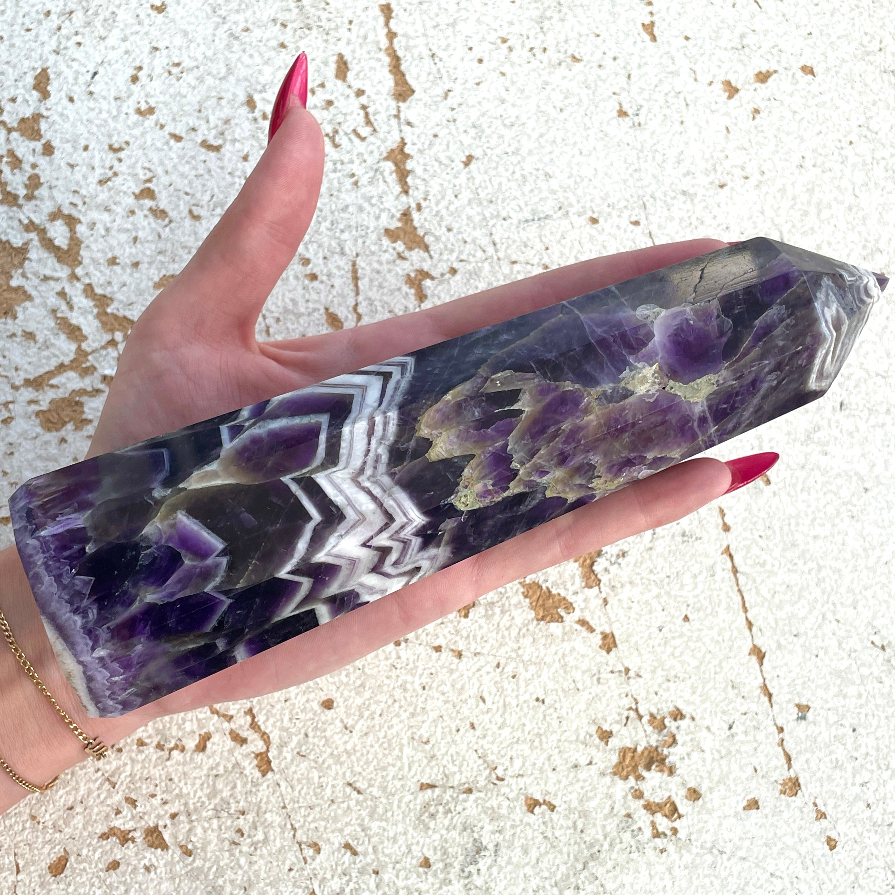 Amethyst Chevron Generator - LRG 19cm