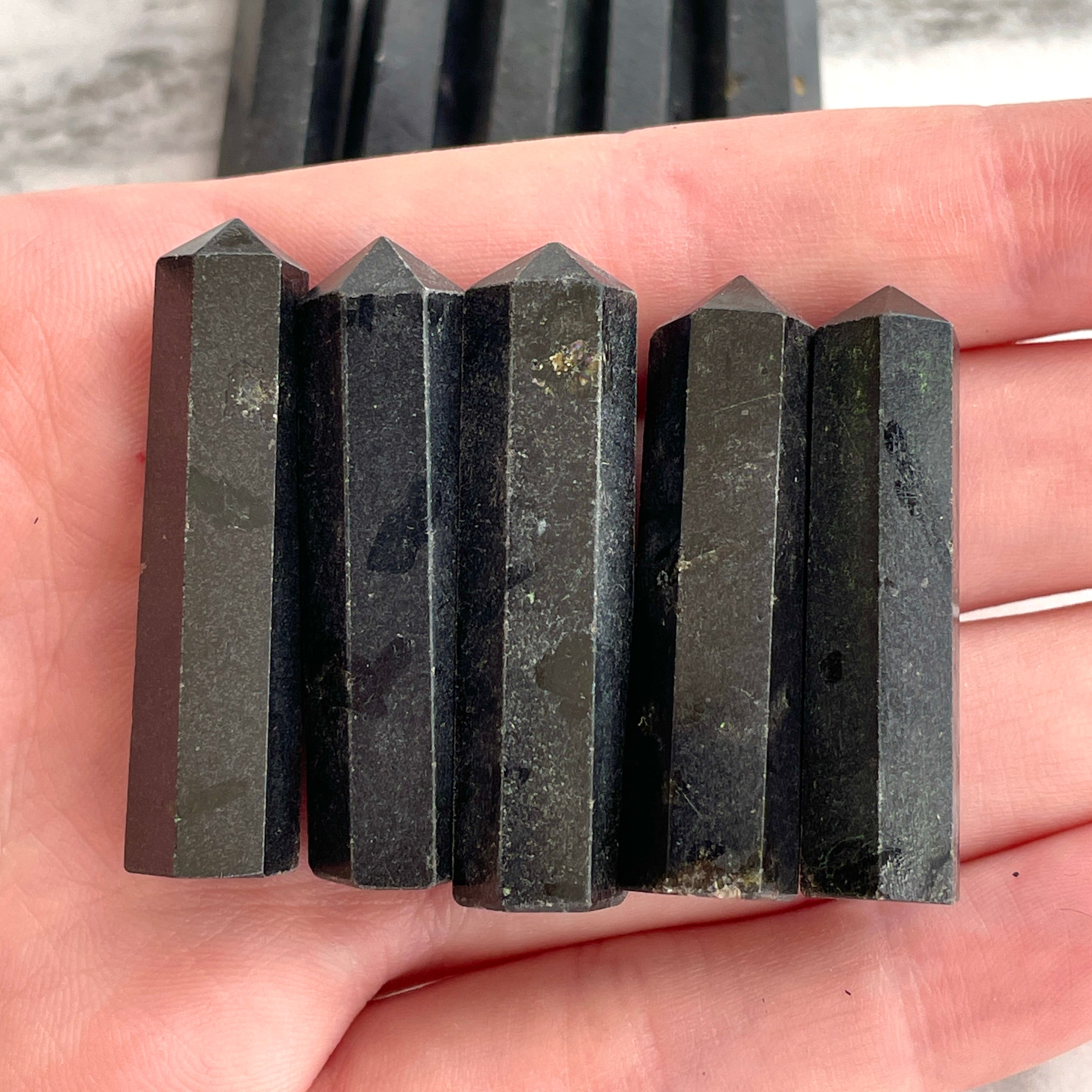 Generator Mini 1pc - Black Tourmaline