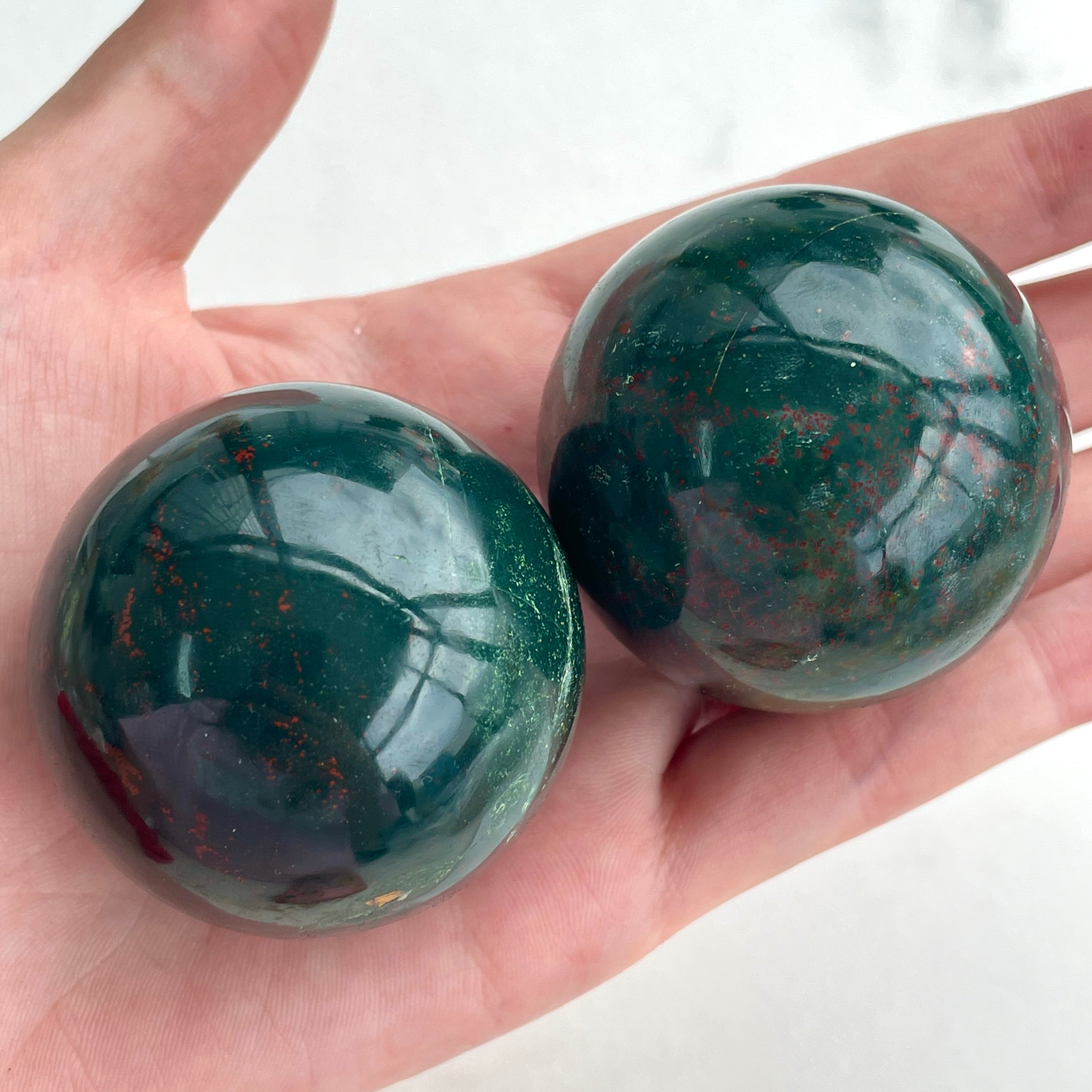 Bloodstone Sphere 4.5 cm