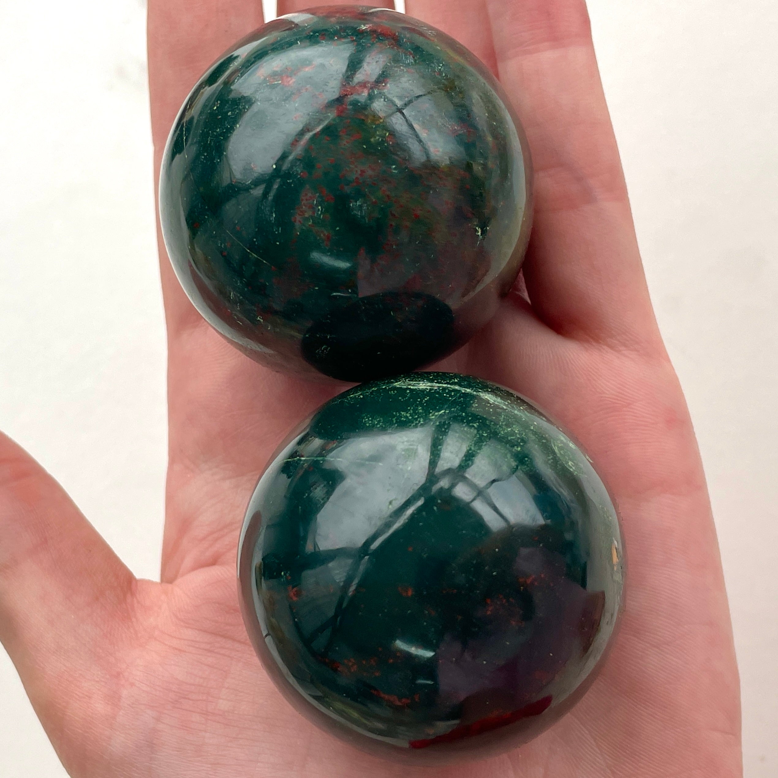 Bloodstone Sphere 4.5 cm