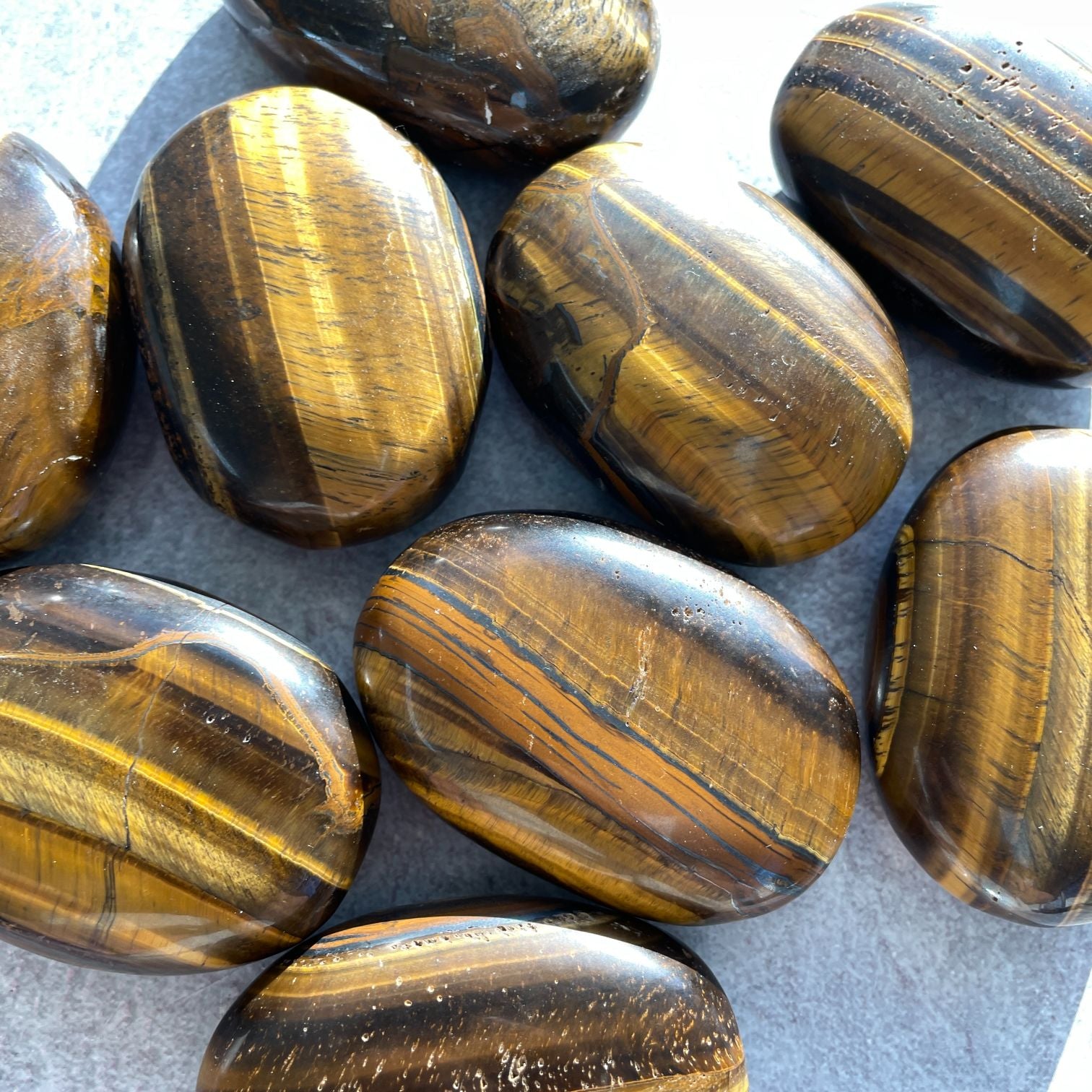 Tigers Eye Palm Stone - 6cm