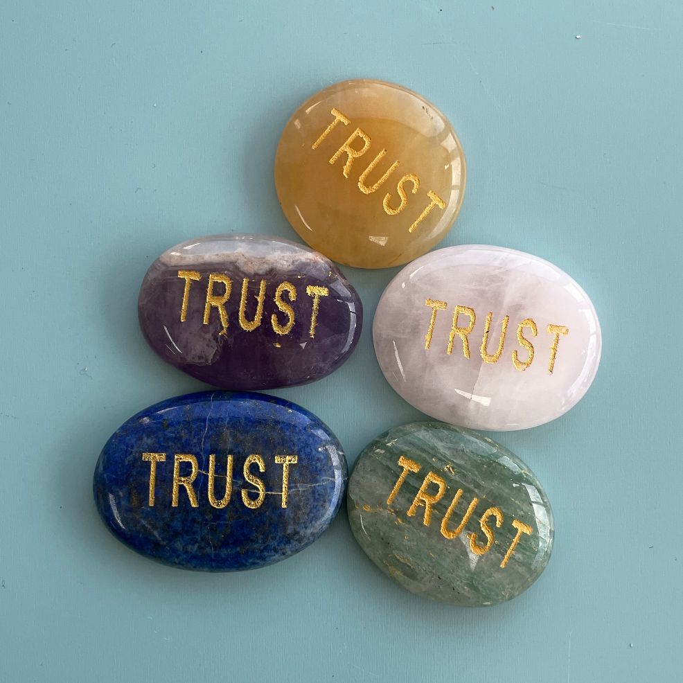 Word Palmstone - Trust - 1pc