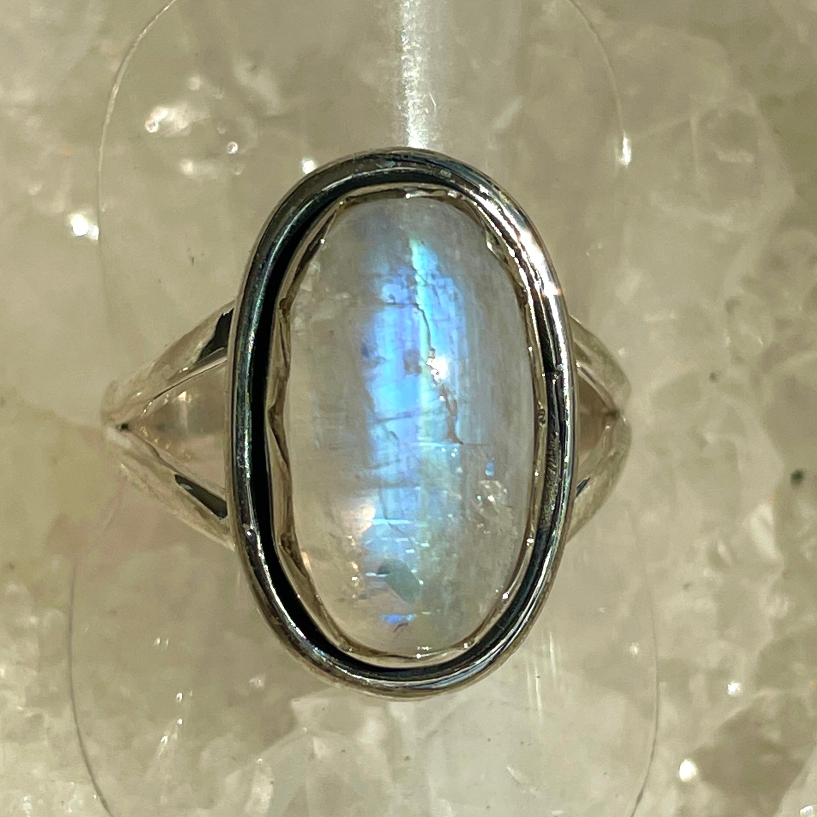 Rainbow Moonstone St. Silver Ring - Sz9 RM13