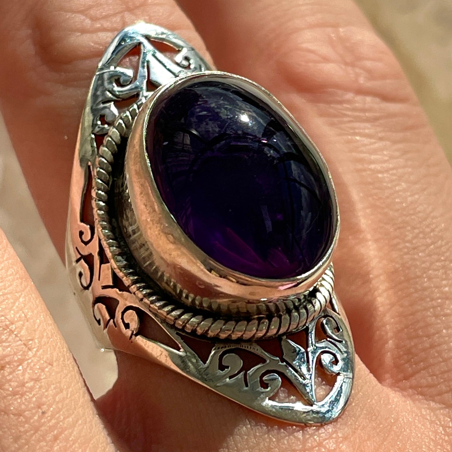 Amethyst Sterling Silver Ring - Sz8 AM9