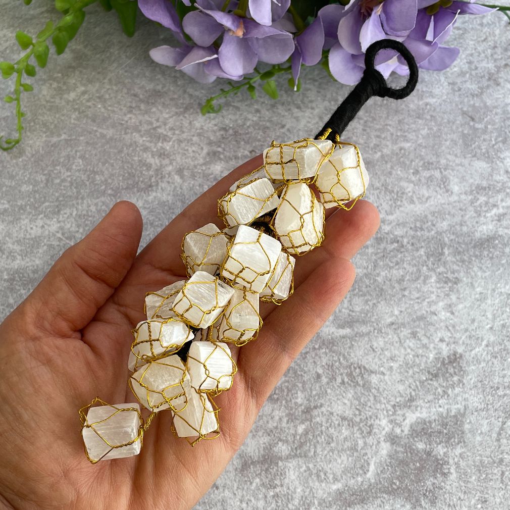 Mini Tumble Hanger - Selenite
